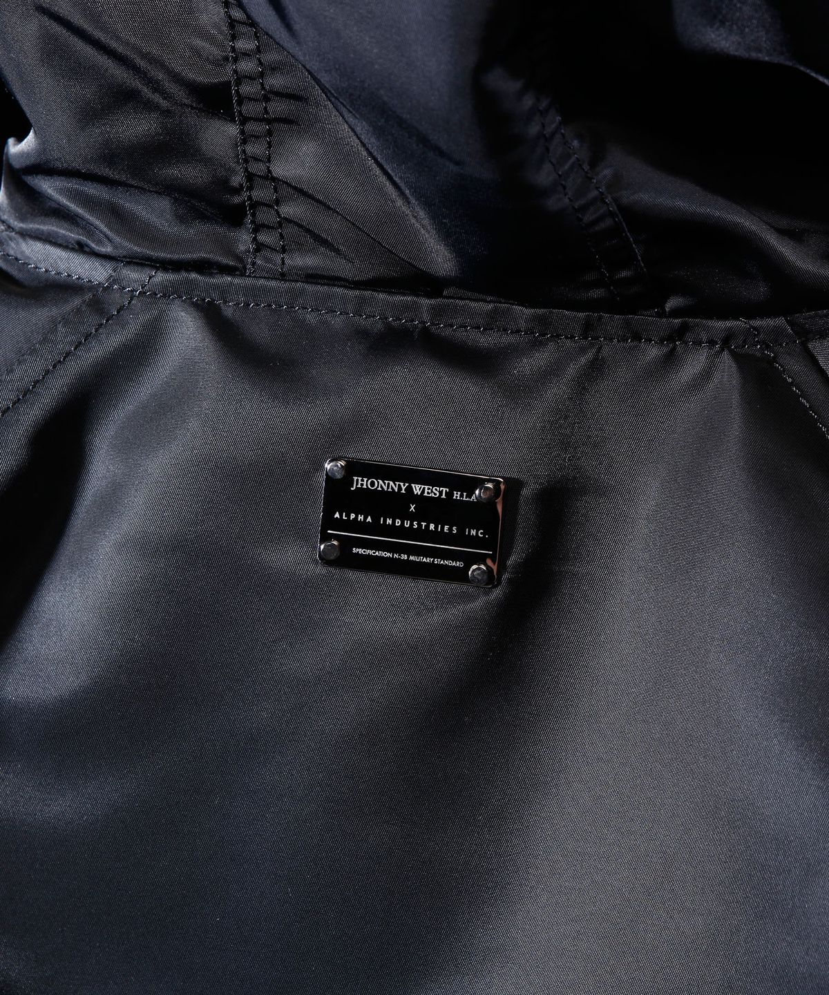 쟈니웨스트(JHONNY WEST) [JHONNYWEST X ALPHA] N-3B Parka (Black)