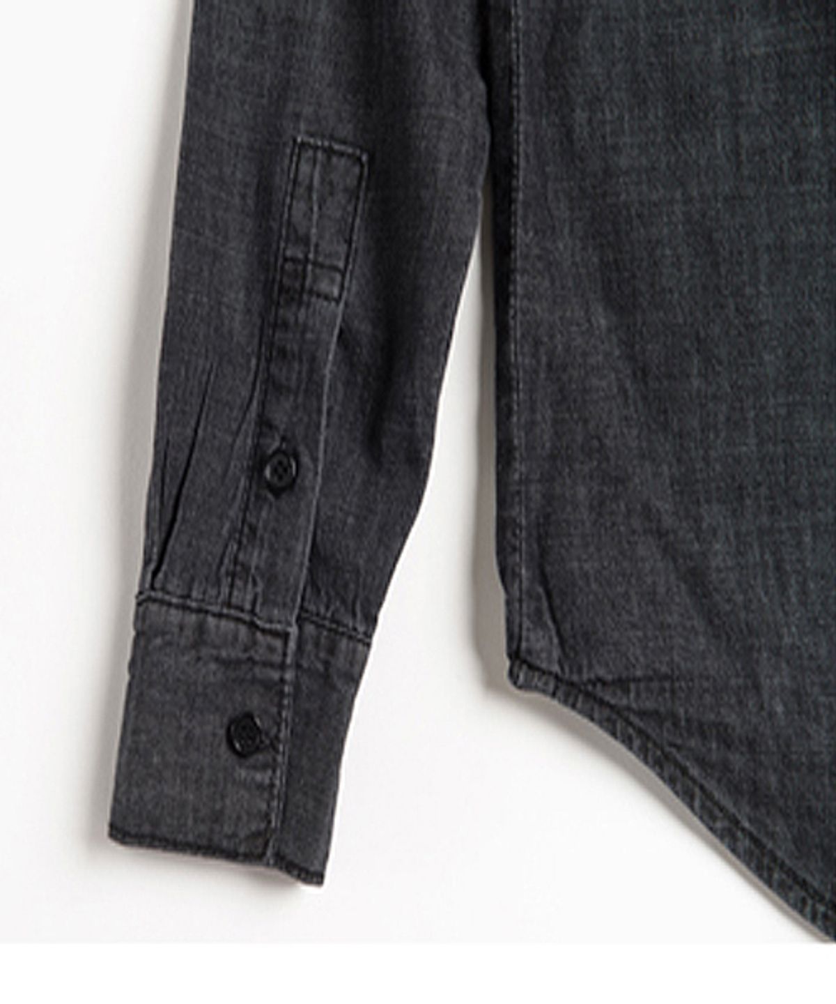 언터치드(UNTOUCHED) 그레이 워싱셔츠 (GRAY DENIM SHIRTS)