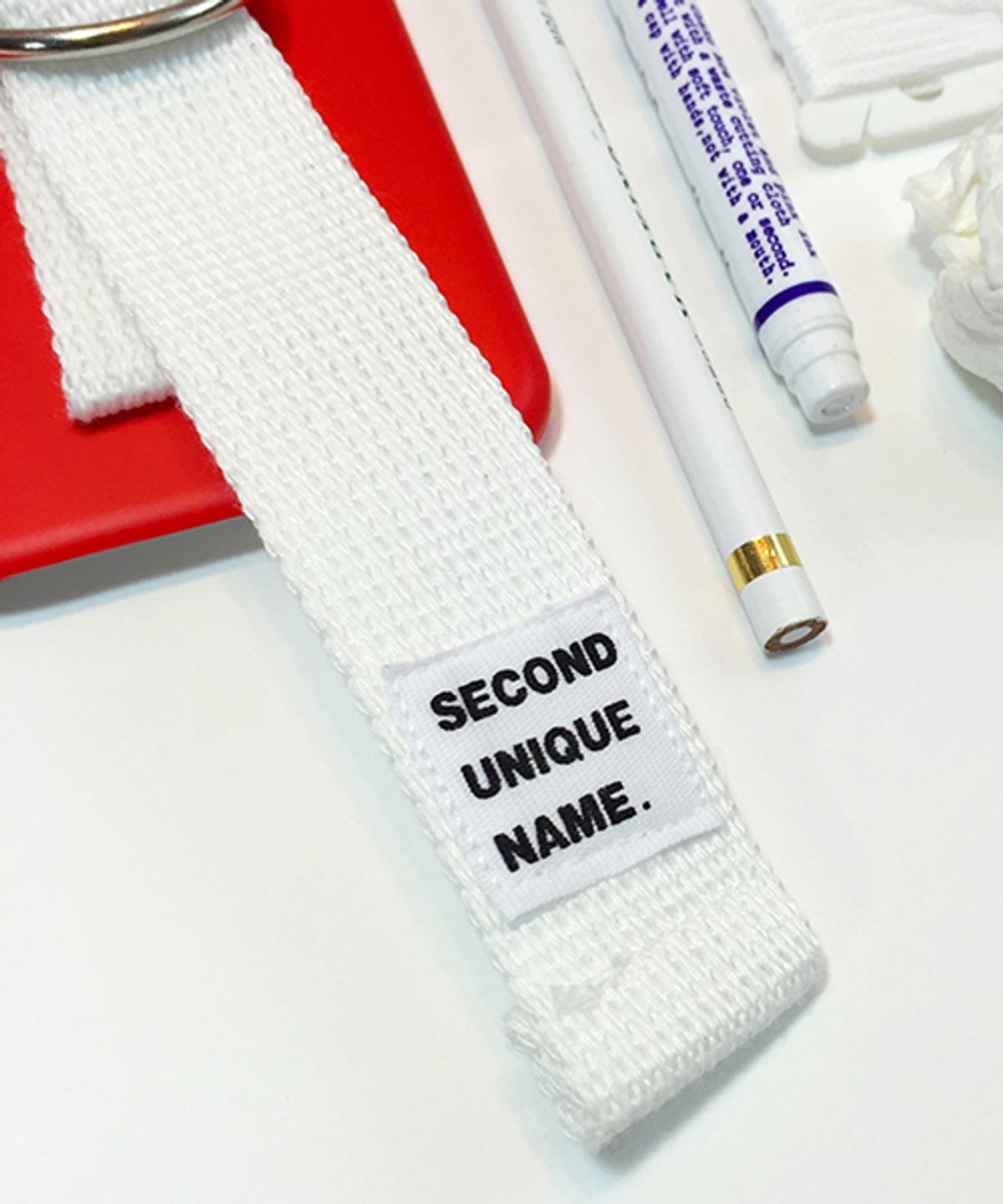 세컨드유니크네임(SECOND UNIQUE NAME) SUN CASE RED WHITE (ILLUST)