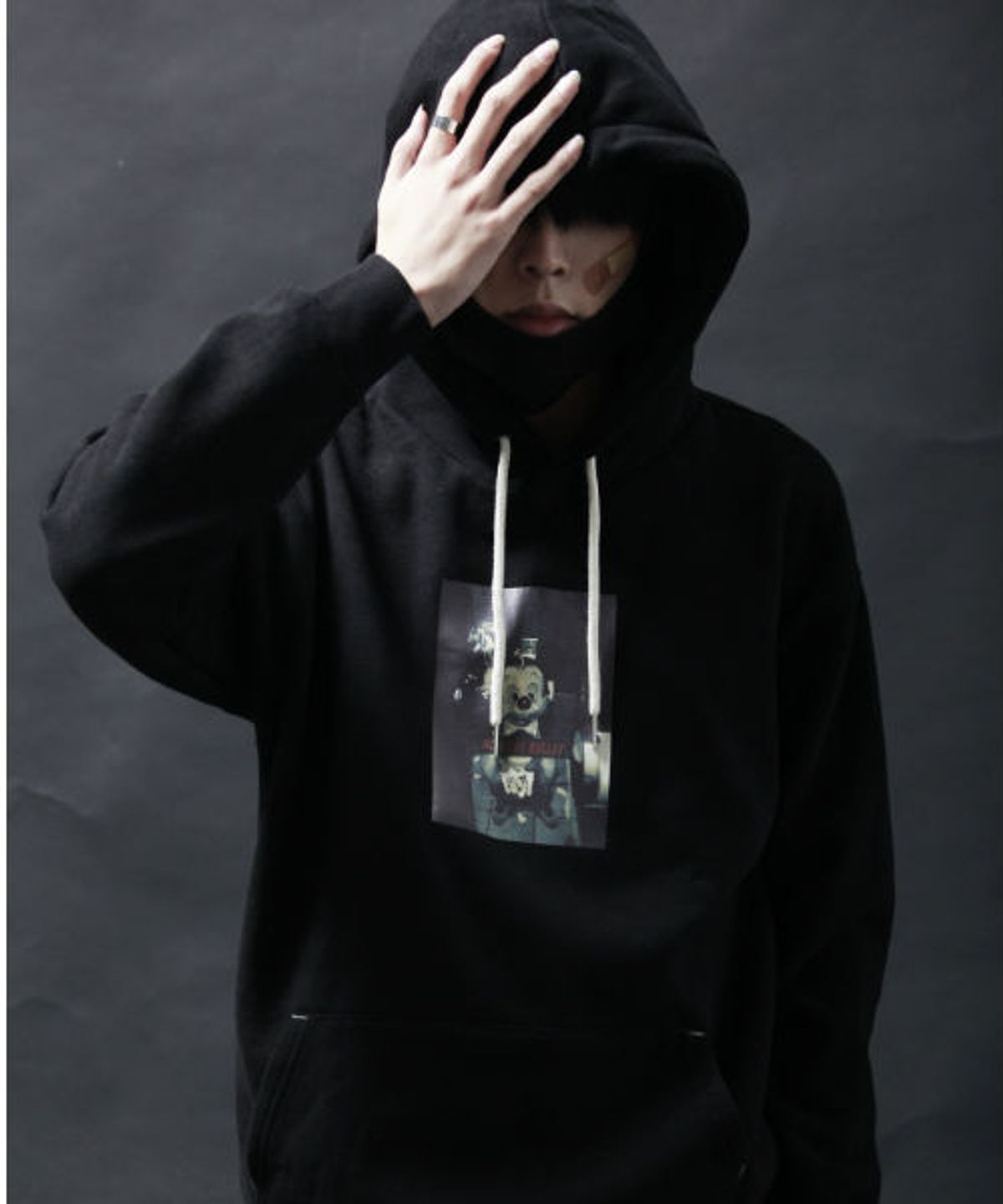 에잇볼륨(EIGHTVOLUME) EV BTB Napping Hood (Black)