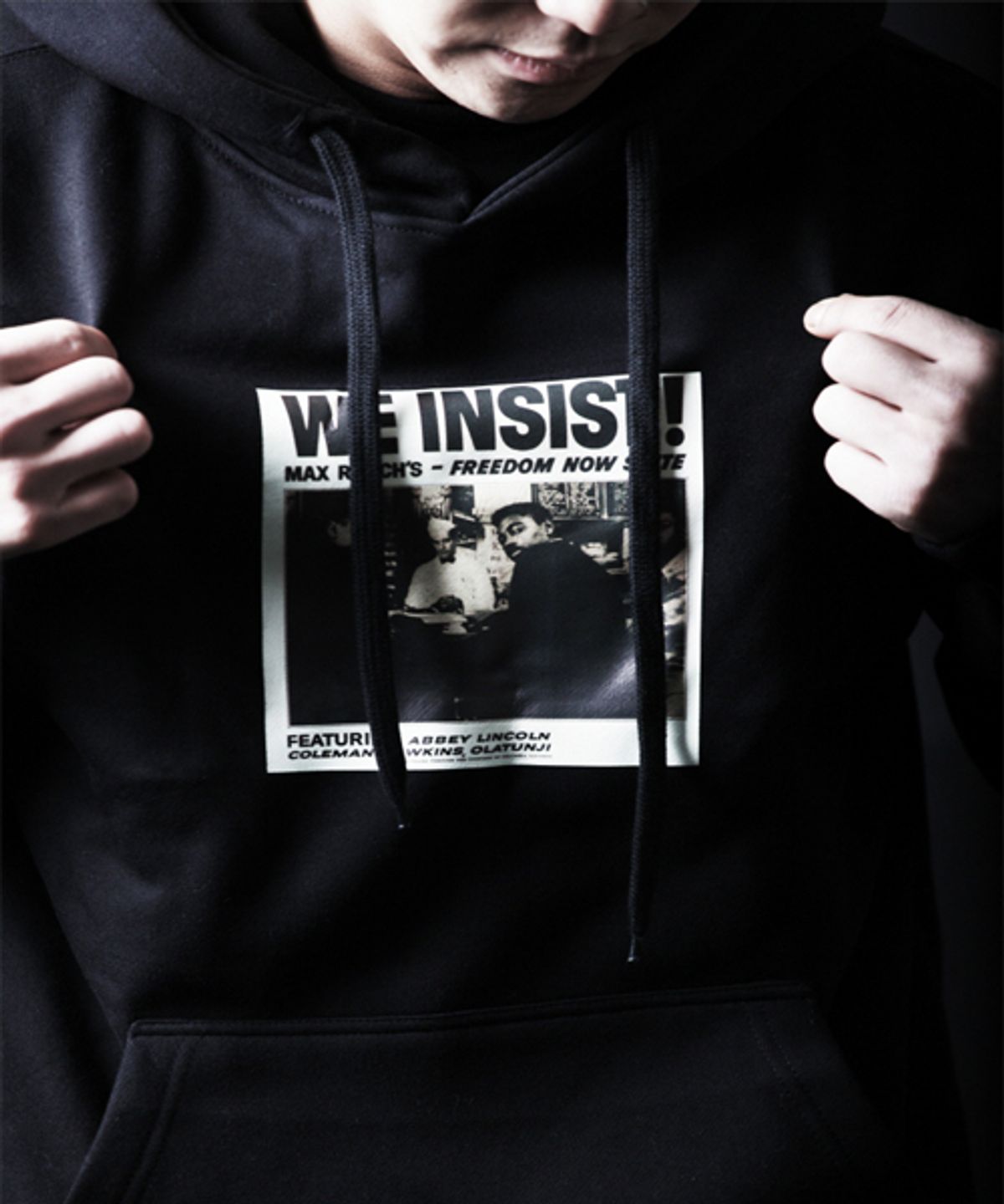 에잇볼륨(EIGHTVOLUME) EV We Insist Napping Hood (Black)