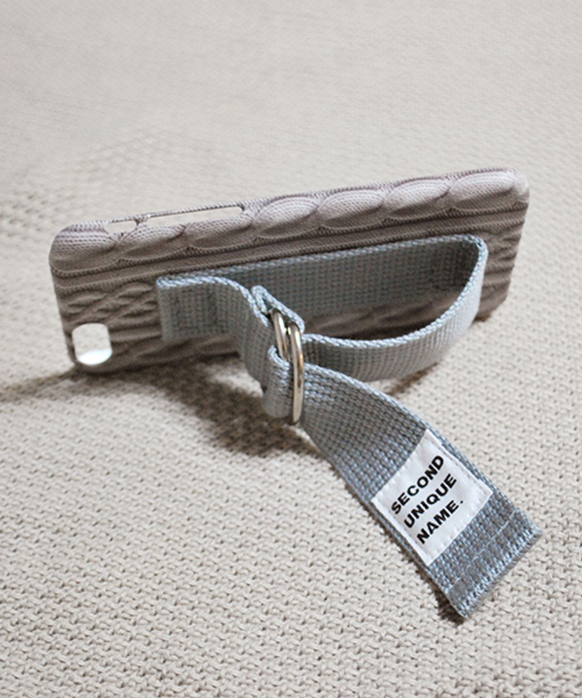세컨드유니크네임(SECOND UNIQUE NAME) SUN CASE SWEATER GREY