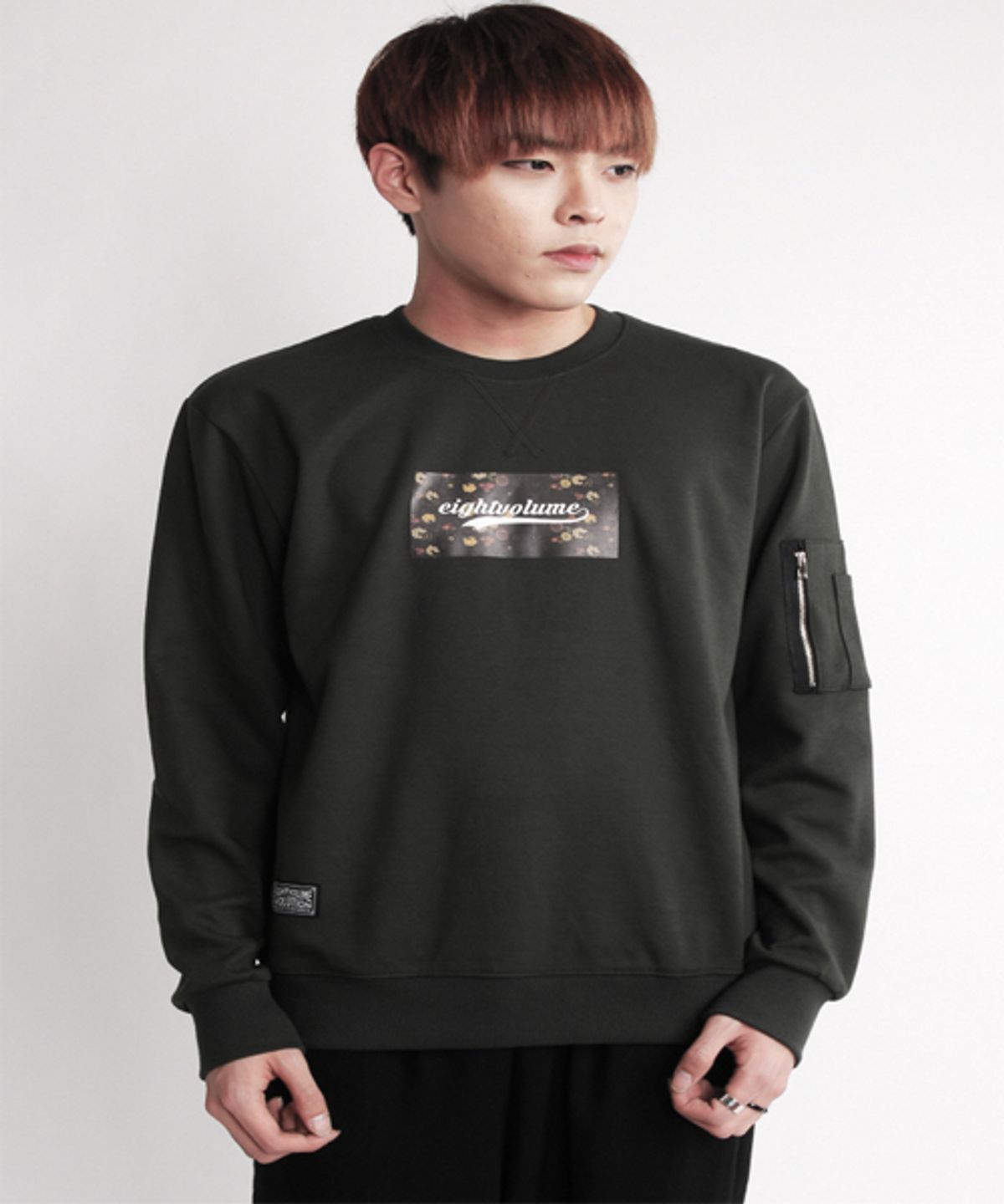 에잇볼륨(EIGHTVOLUME) EV S.Flower Logo Crewneck (Khaki)
