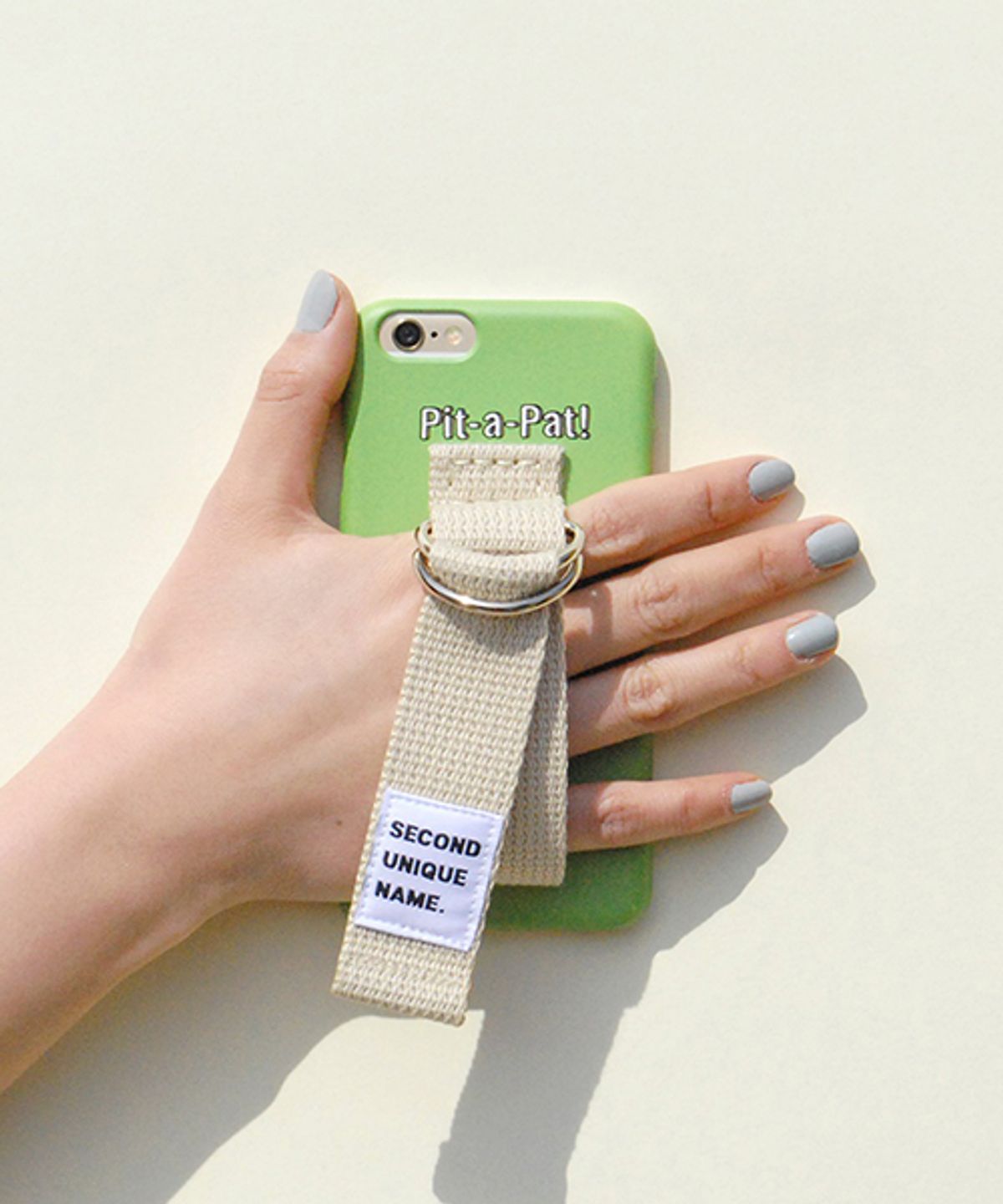 세컨드유니크네임(SECOND UNIQUE NAME) SUN CASE LIGHT GREEN IVORY (WORD)