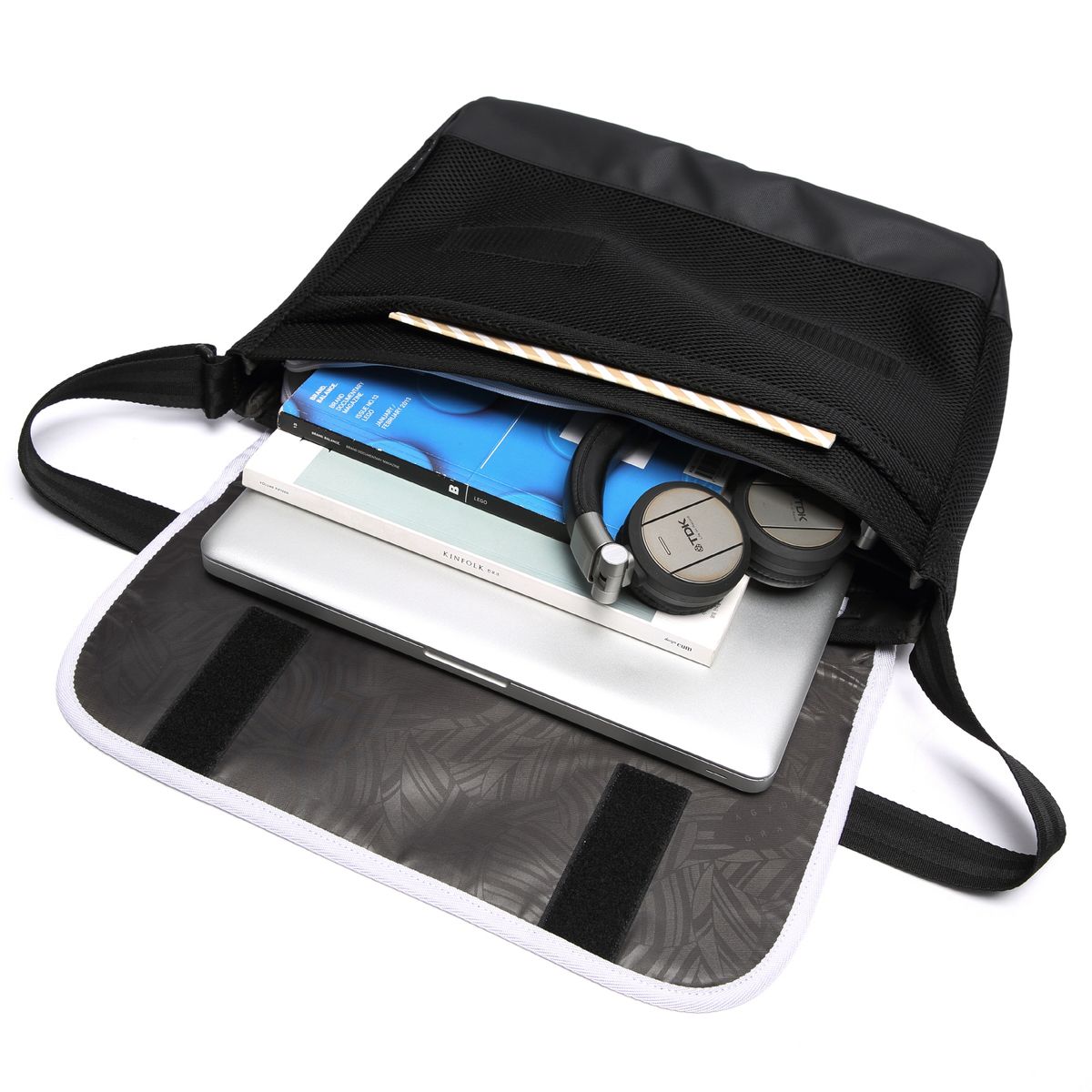 에이지 그레이(AGED GRAY) AT09FBK (Black) mesh crossbag 메쉬크로스백 블랙