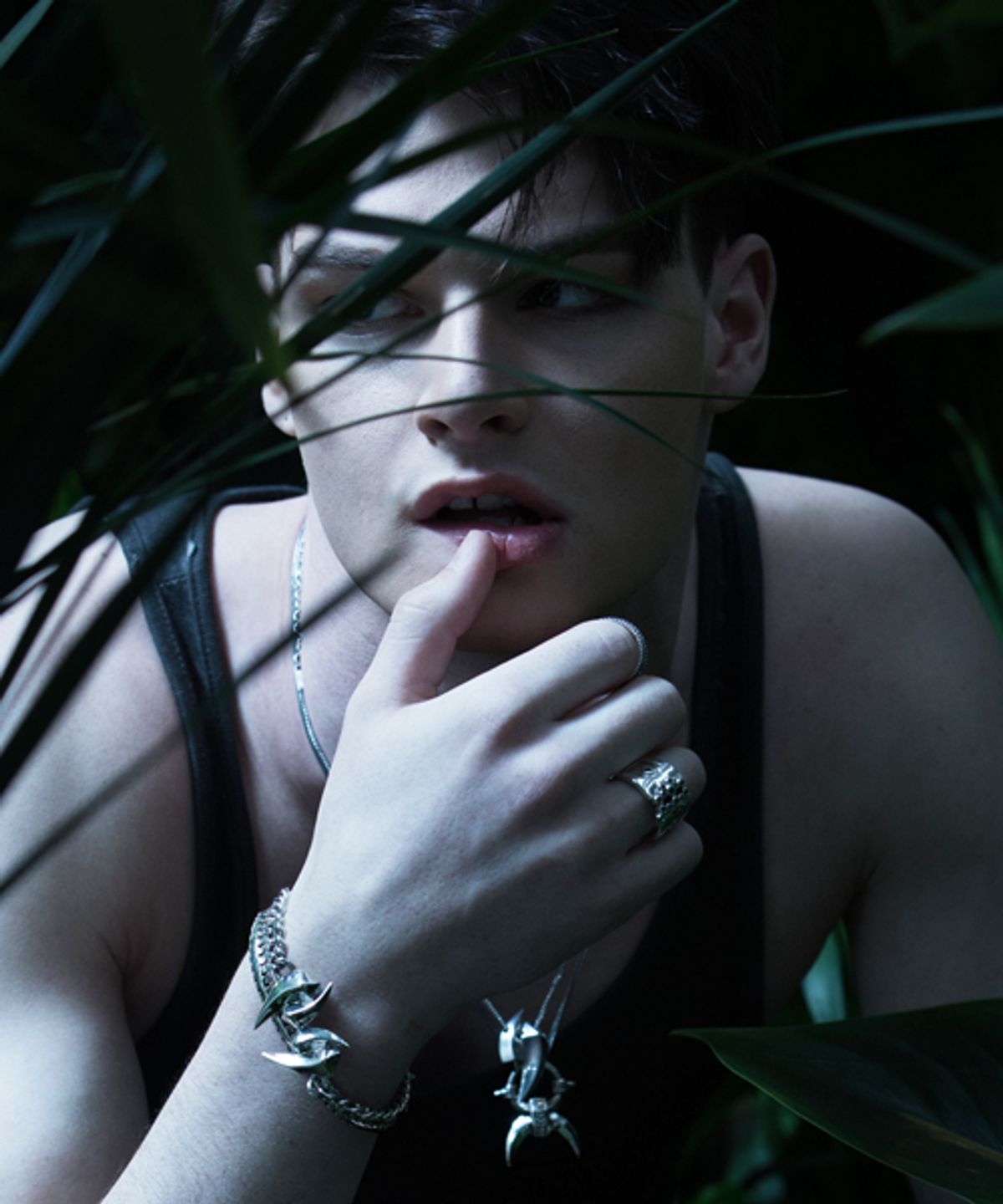 매즈믹(MEZMIC) Crown Ring