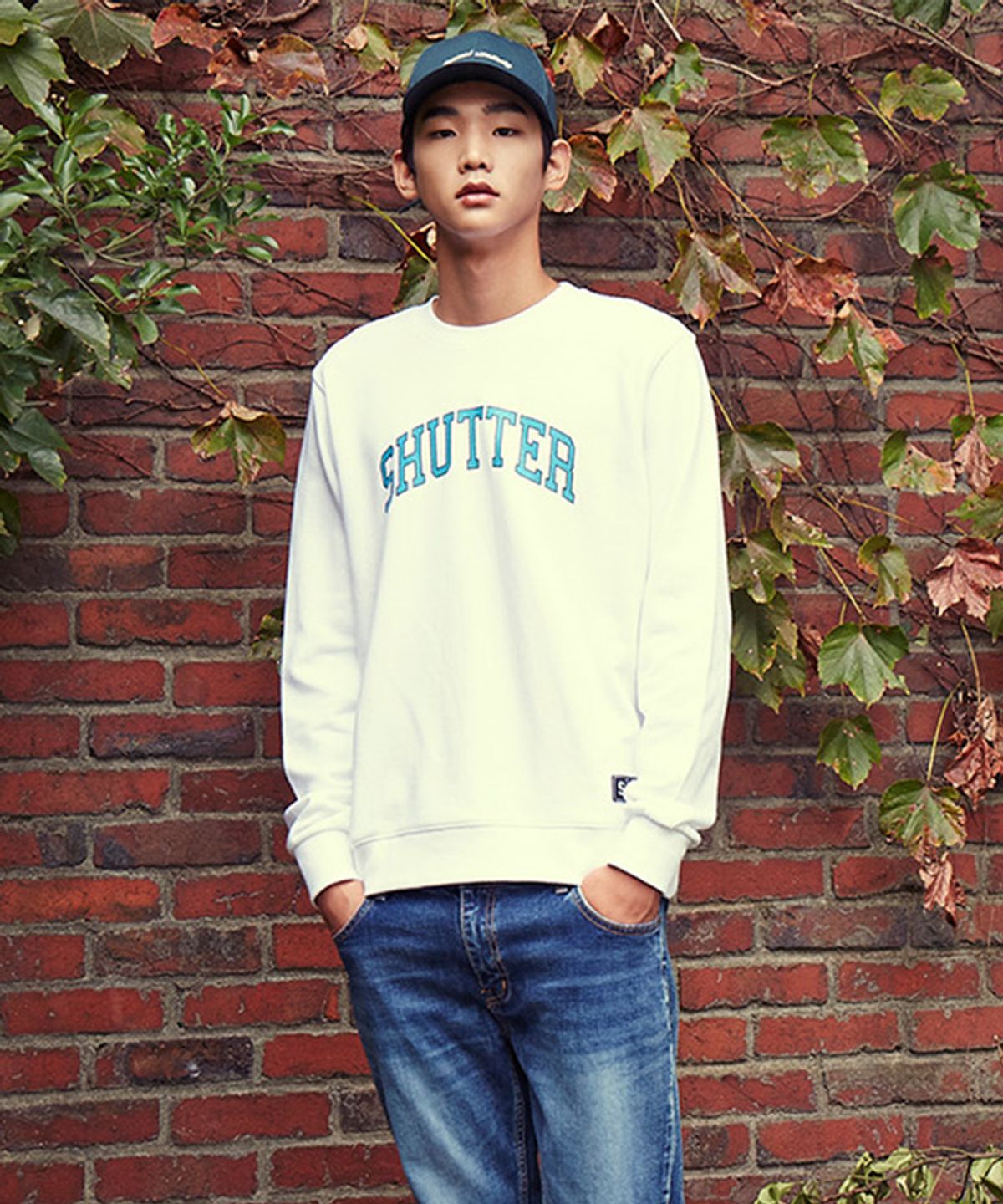 셔터(SHUTTER) ARCH COLOR SWEAT SHIRTS (WHITE)