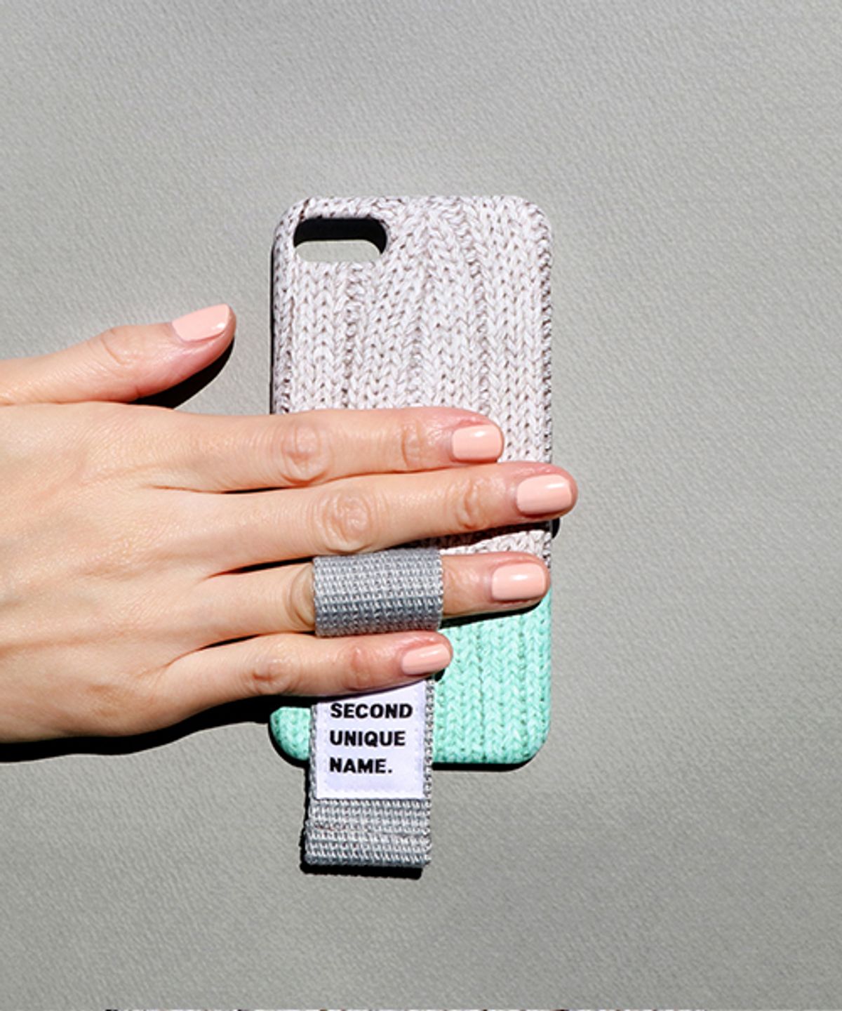 세컨드유니크네임(SECOND UNIQUE NAME) SUN CASE FINGER SWEATER GREY MINT