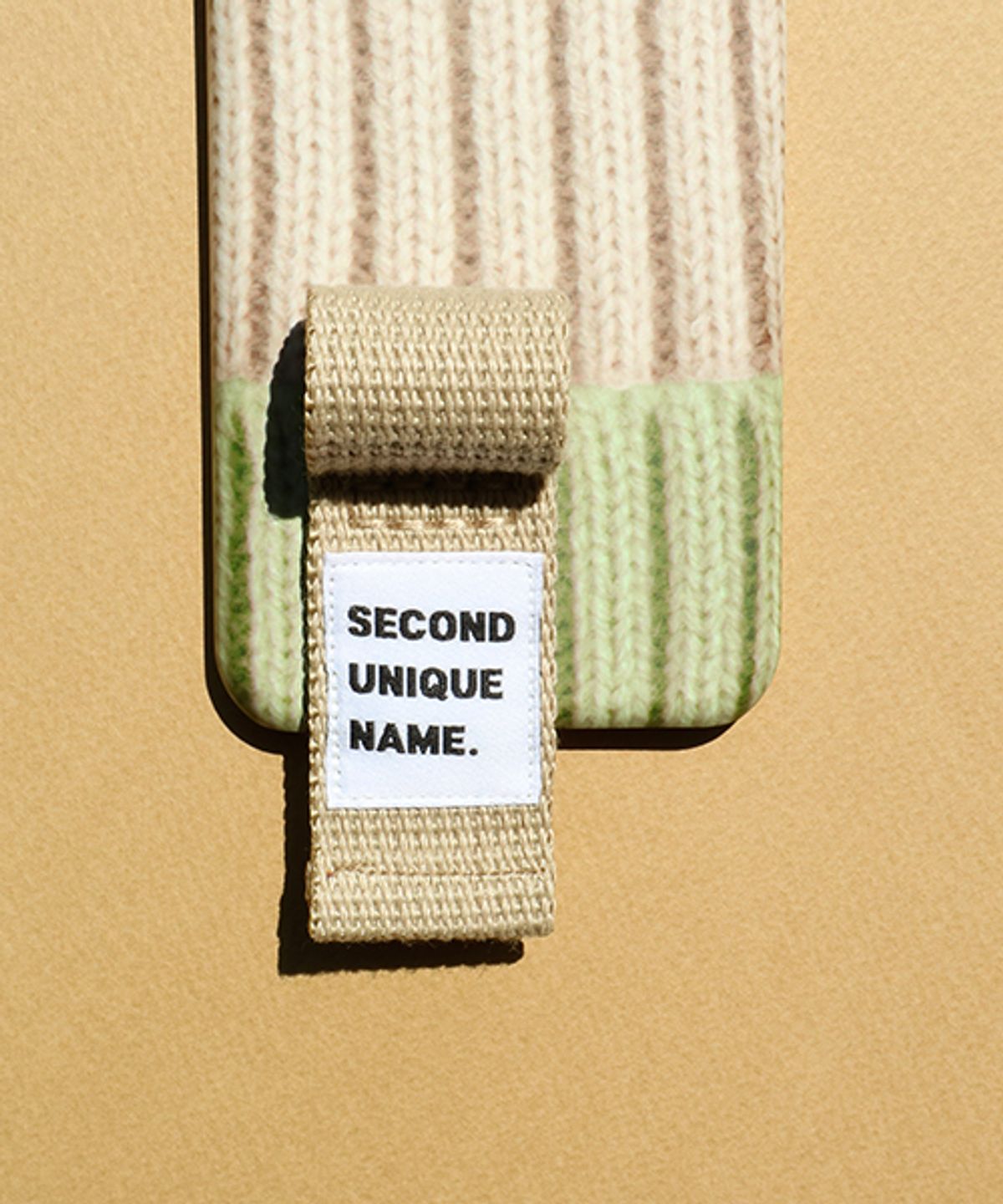 세컨드유니크네임(SECOND UNIQUE NAME) SUN CASE FINGER SWEATER BEIGE OLIVE