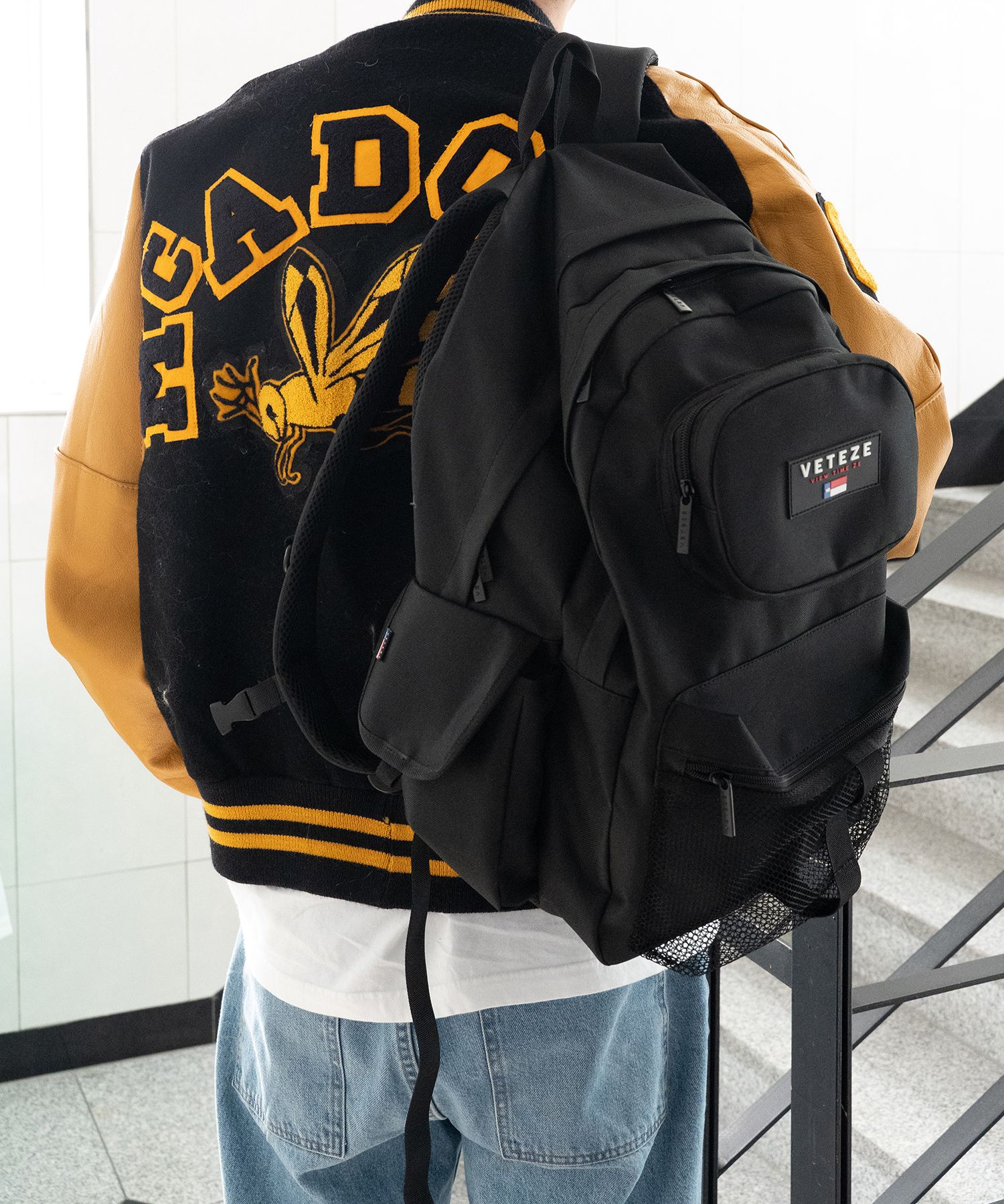 MUSINSA | VETEZE Retro Sports Backpack (Black)