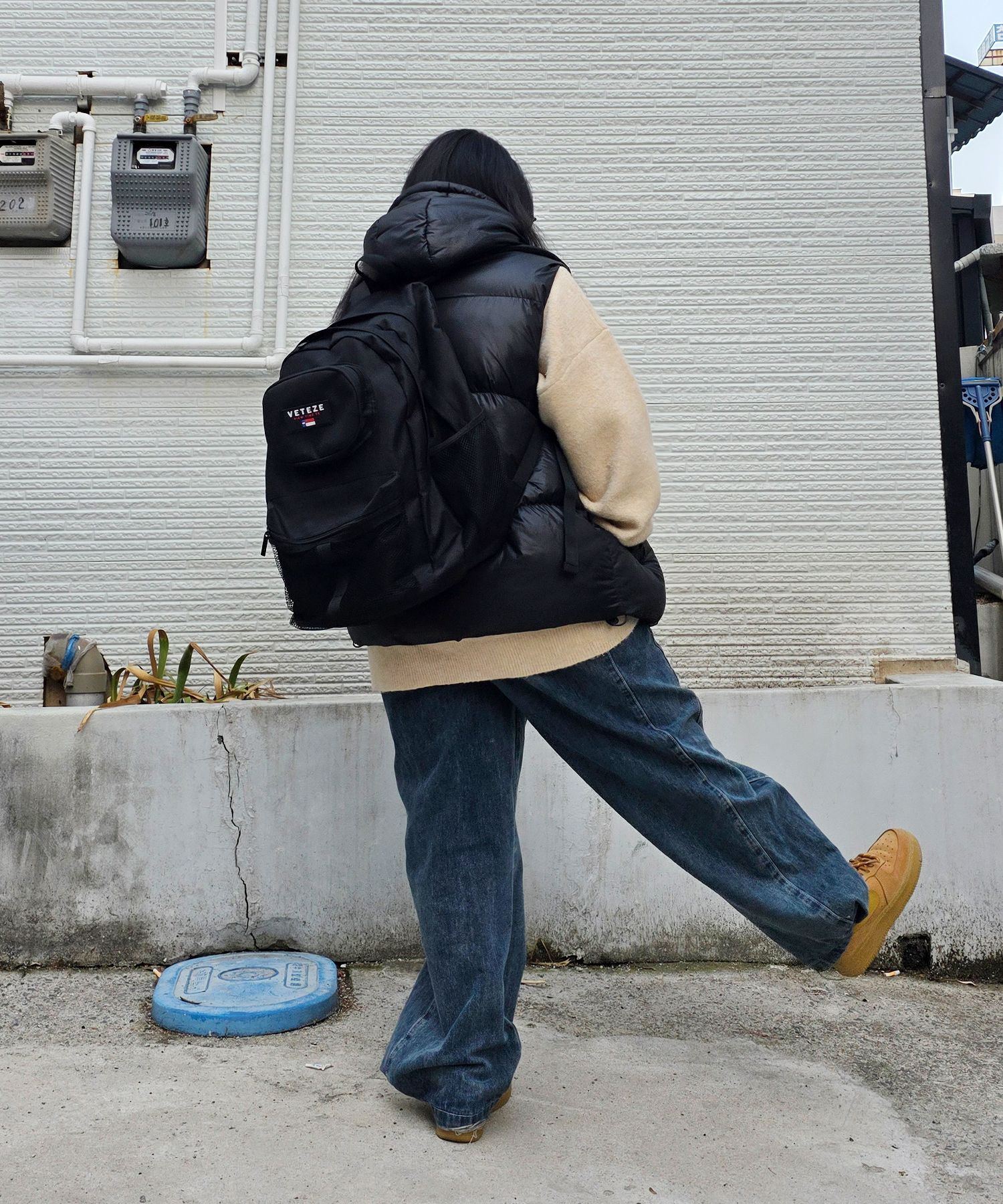MUSINSA | VETEZE Retro Sports Backpack (Black)