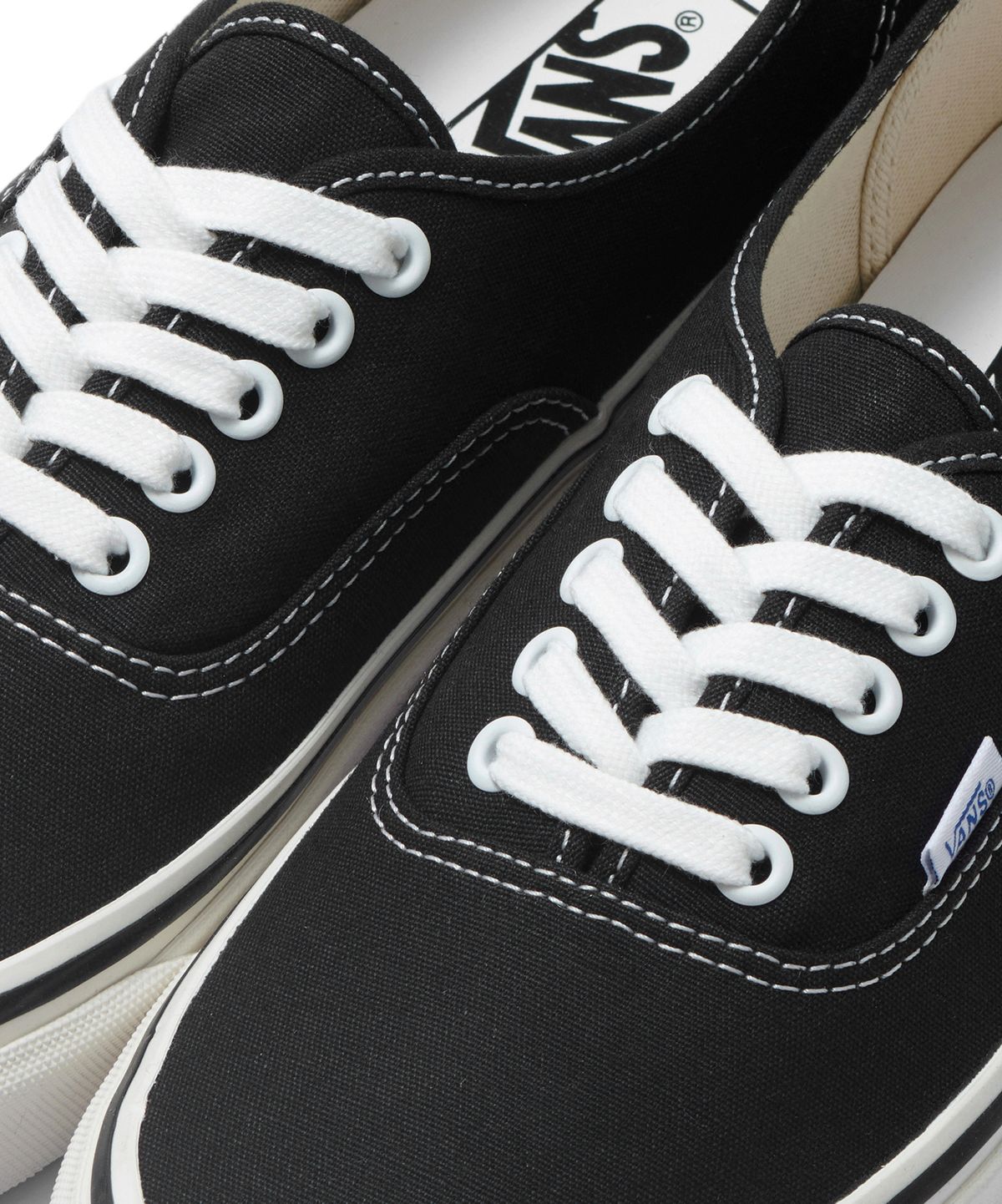 반스(VANS) 어센틱 44 DX - (애너하임 팩토리) 블랙 / VN0A38ENMR21
