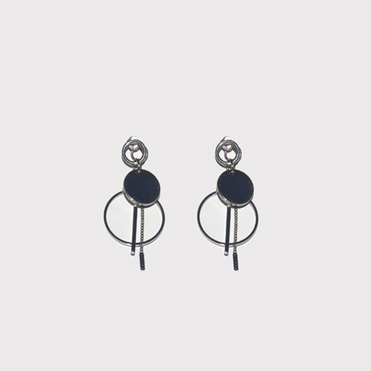 러쉬오프(RUSH OFF) [RUSHOFF]Gleaming Earring 글리밍귀걸이