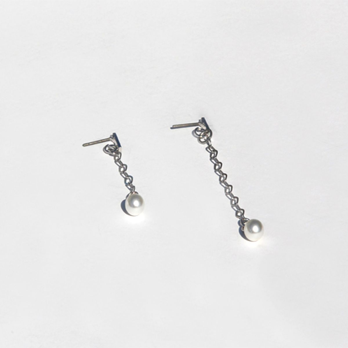 러쉬오프(RUSH OFF) [RUSHOFF]Pearl Drop Earring 진주드롭귀걸이
