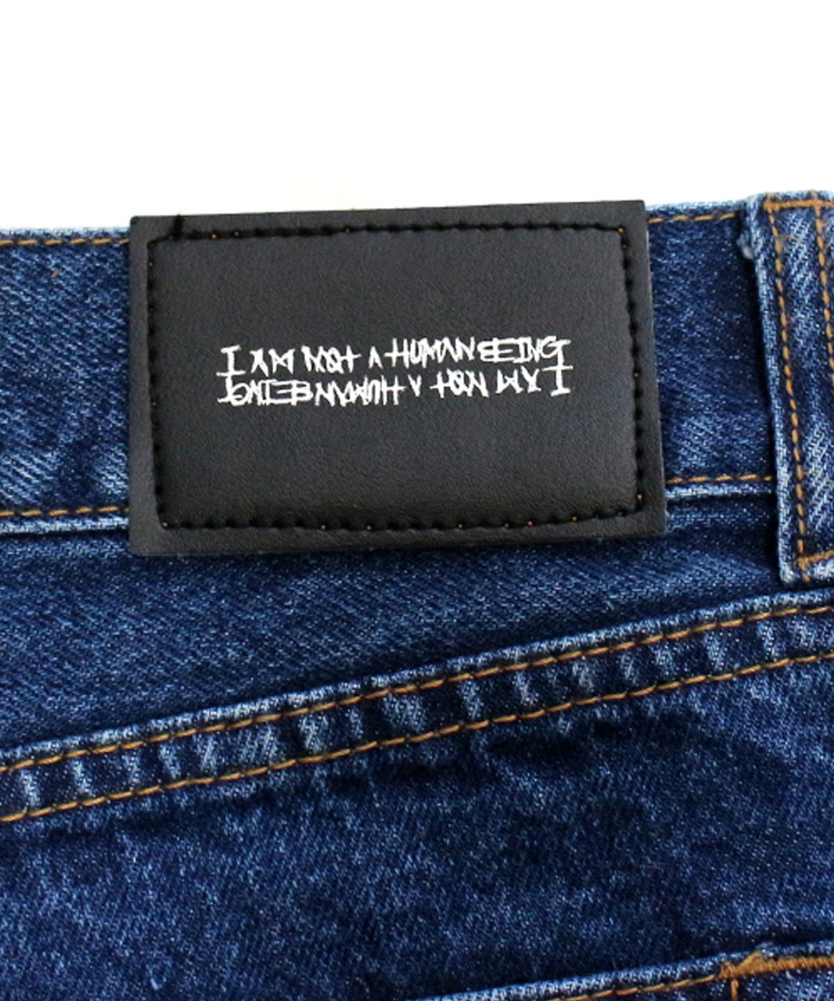 아임낫어휴먼비잉(I AM NOT A HUMAN BEING) Basic Logo Destroyed Denim Shorts - Blue