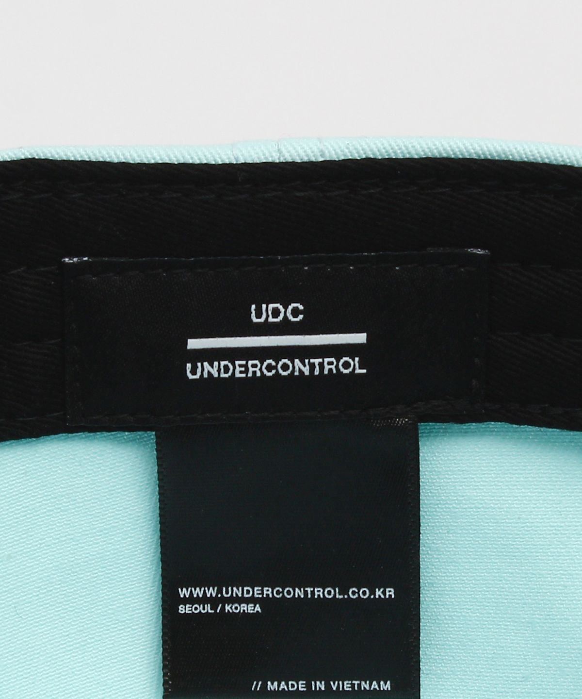 언더컨트롤(UNDERCONTROL) 코튼 로고 볼캡 OG / AUTHENTIC B B / MINT