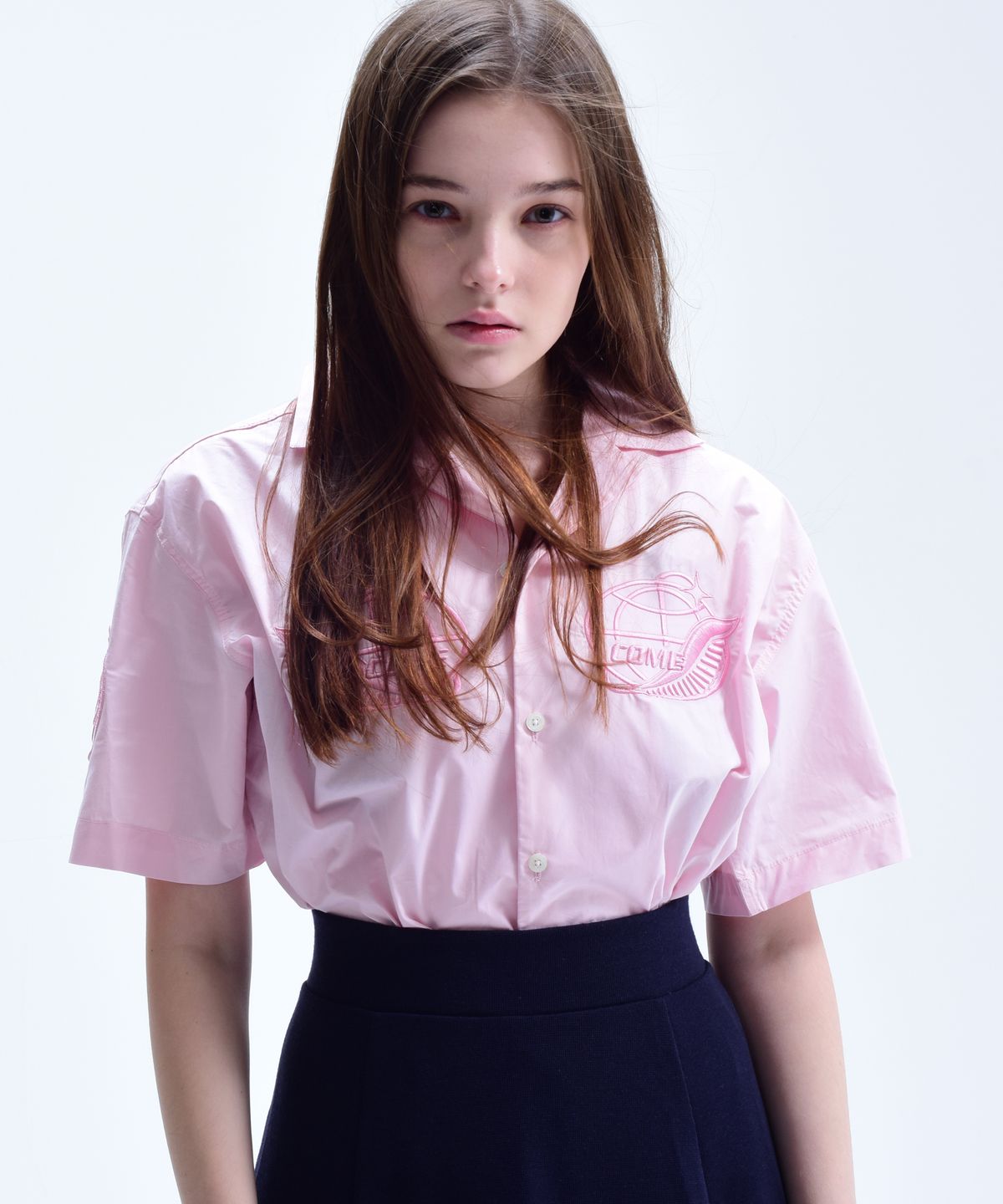 씨오엠이(COME) [UNISEX] Mission Patch Bowling Shirt (PINK)