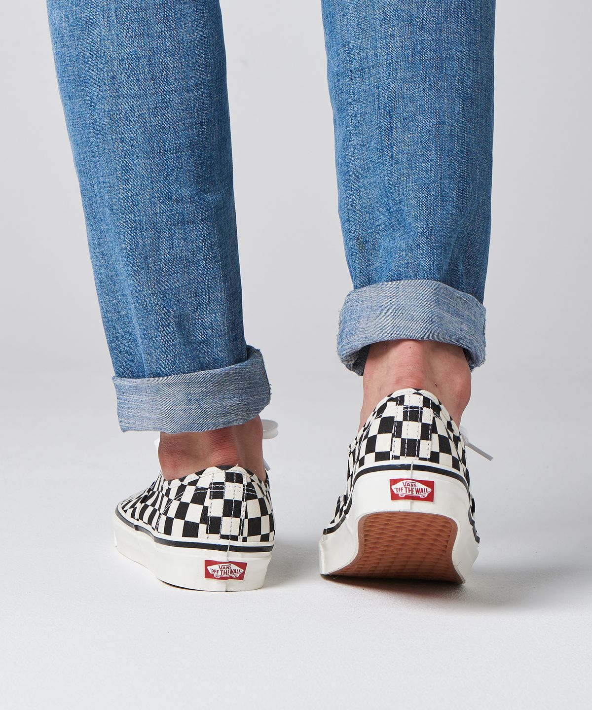 반스(VANS) 어센틱 44 DX - (애너하임 팩토리) 블랙/체크/ VN0A38ENOAK1