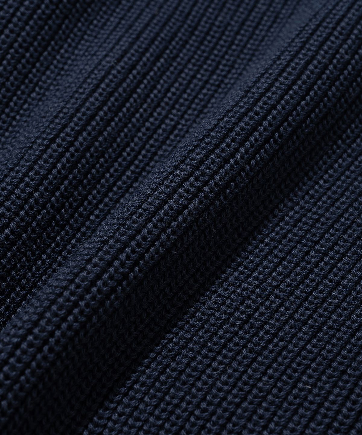 니티드(KNITTED) 소프트코튼 드랍숄더 와플 니트 NAVY