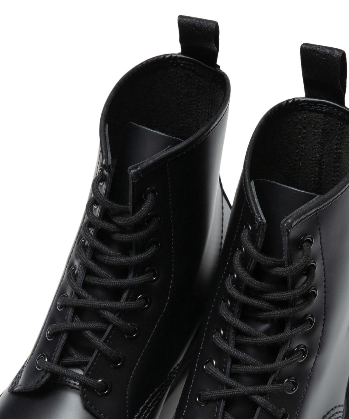 닥터마틴(DR.MARTENS) 1460 8홀 모노 블랙 / 14353001