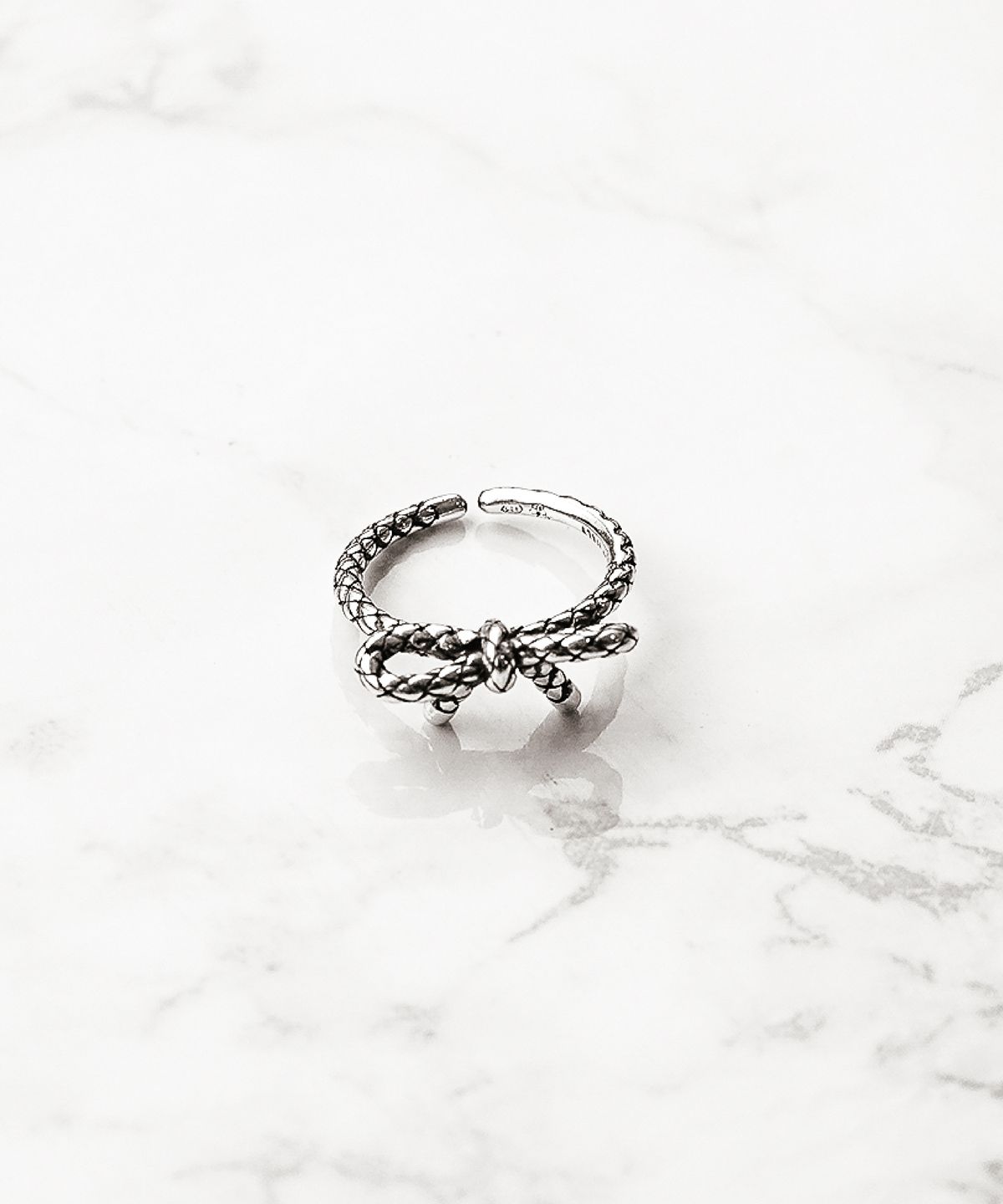 원이너프(ONE ENOUGH) Ribbob Bow Ring