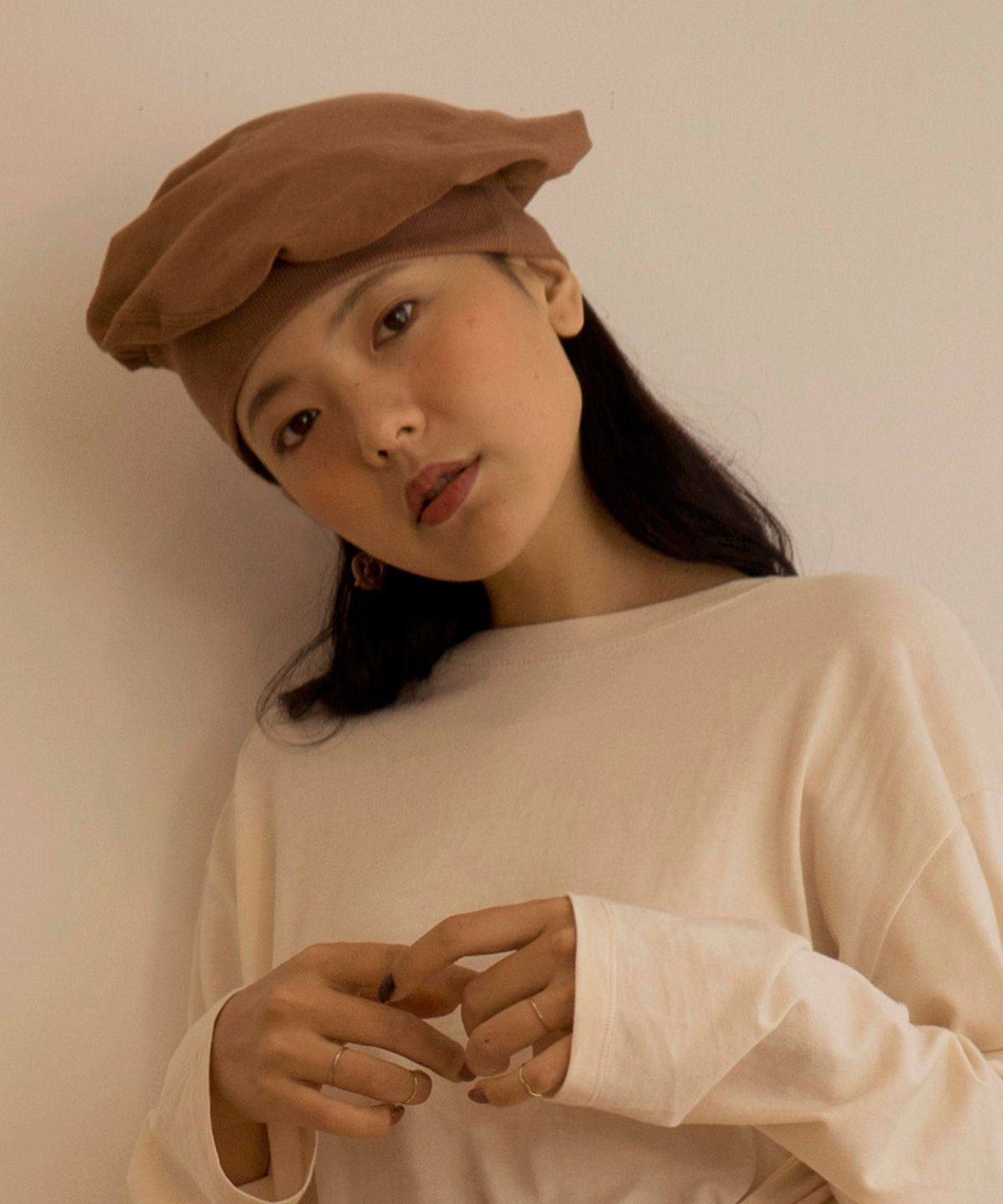 노피셜노피스(NOFFICIALNOFFICE) 브레드 베렛 브라운