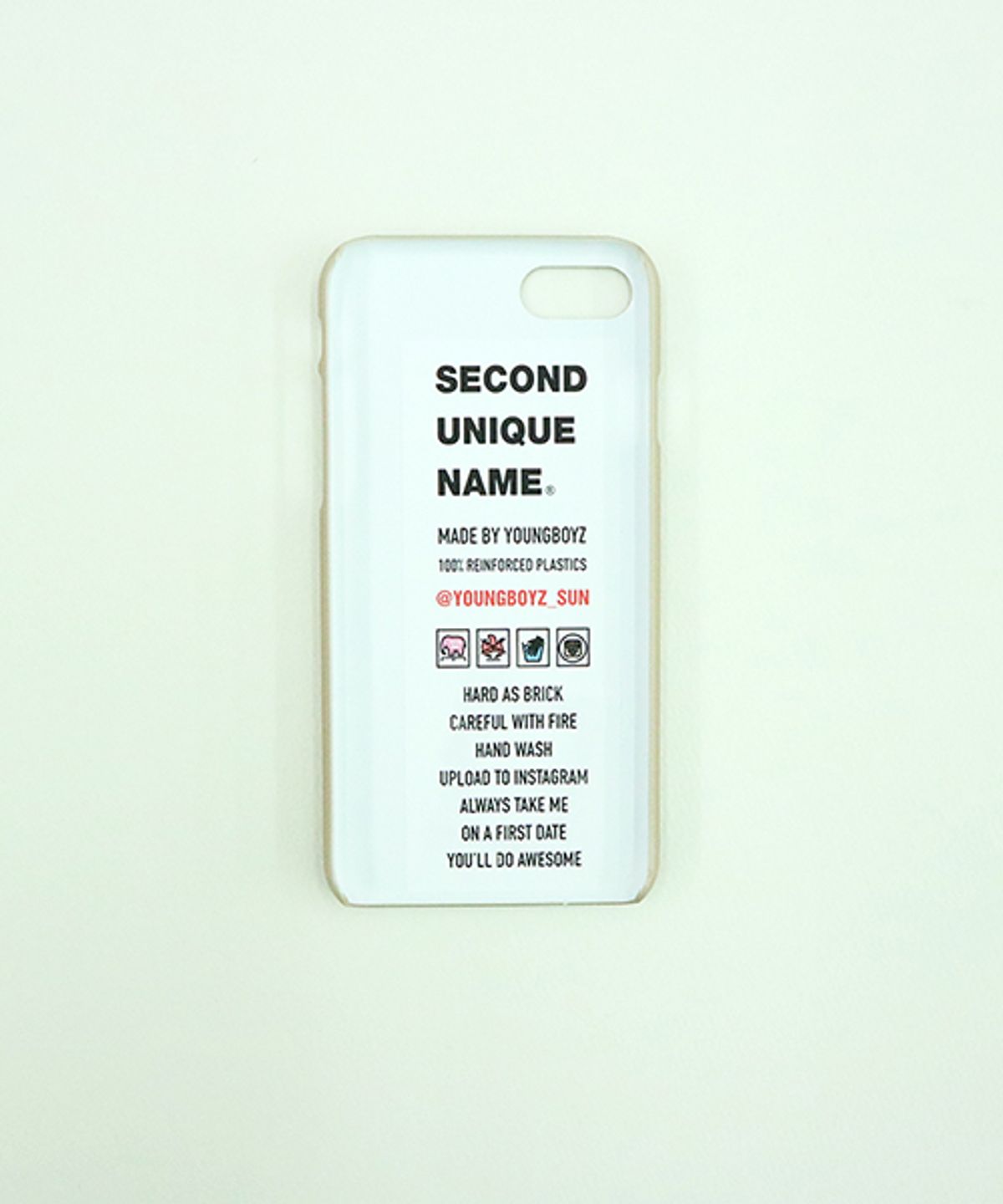 세컨드유니크네임(SECOND UNIQUE NAME) SUN CASE GRAPHIC STORY OF FALL COFFEE BEIGE (BEIGE TAG)