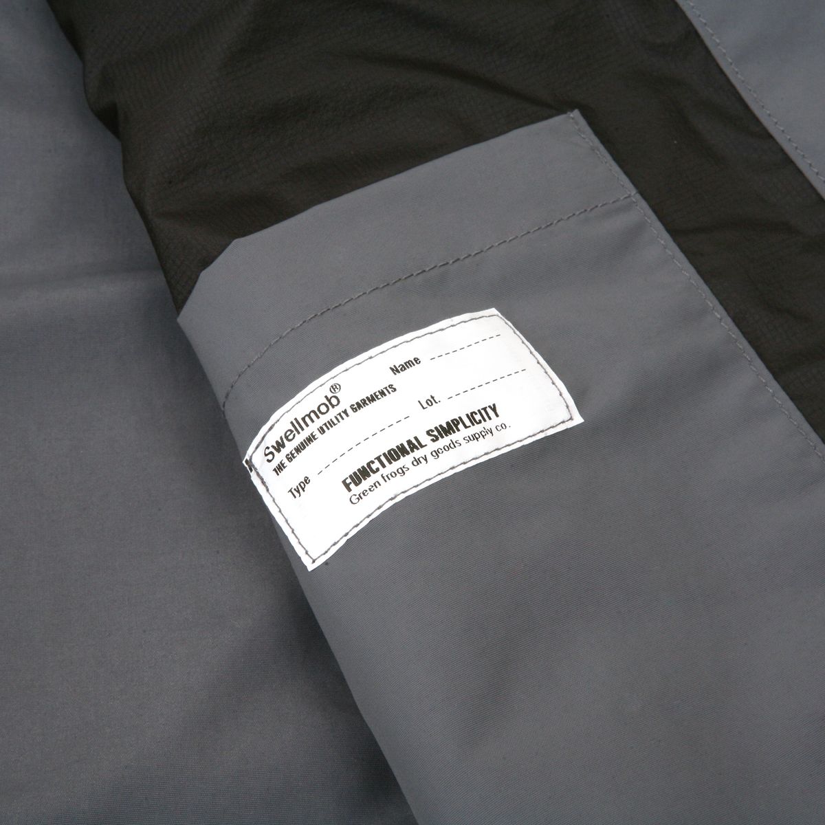 스웰맙(SWELLMOB) Swellmob Nylon Utility Jacket -grey-