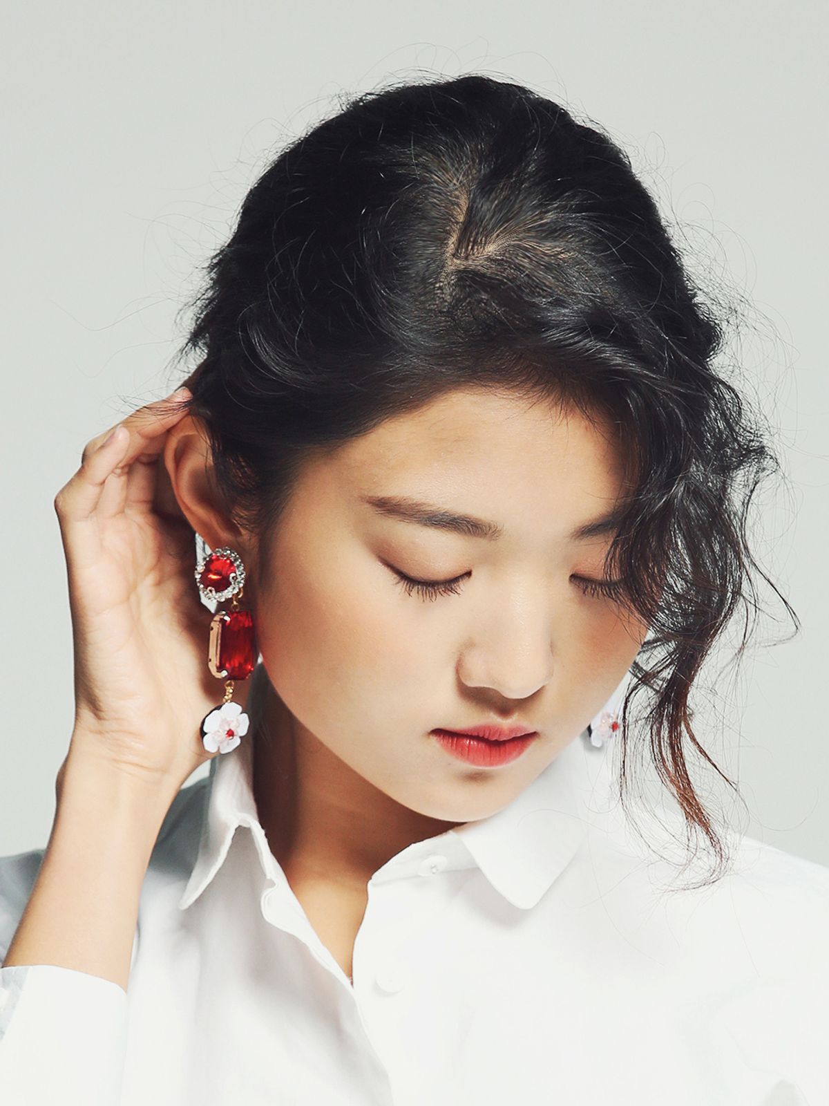 디토레(DITOLE) Flutter Red earrings