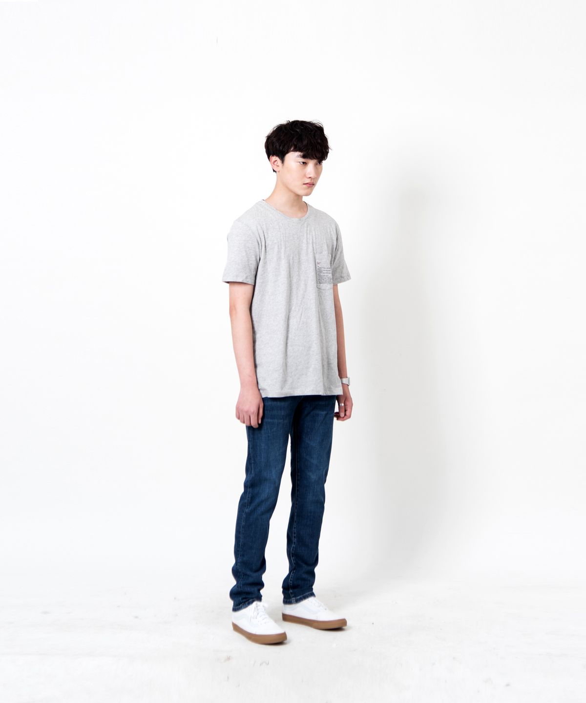 언터치드(UNTOUCHED) 블루진
