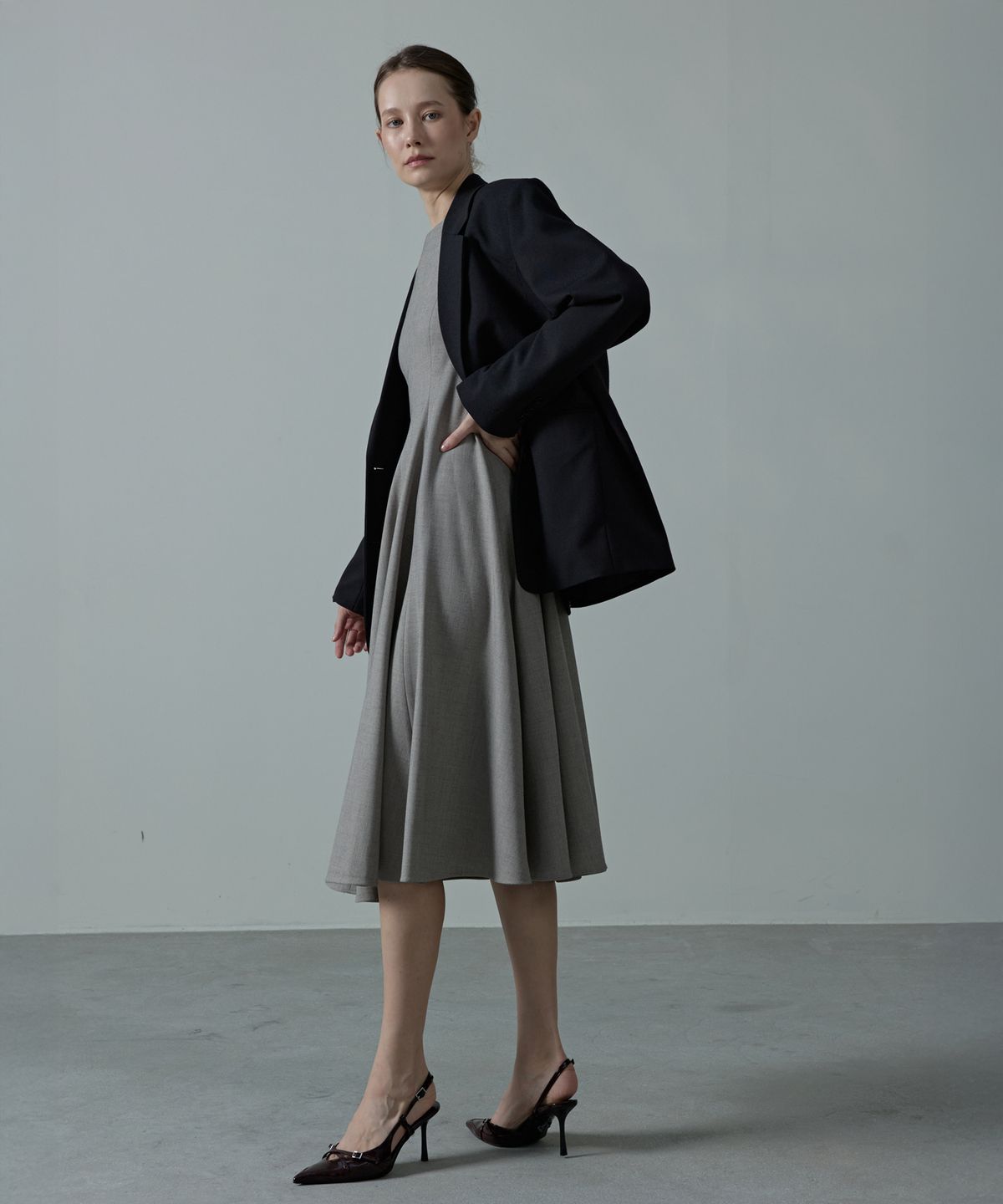 아흐레(AHRE) Lino Over Tension Blazer Jacket_BLACK