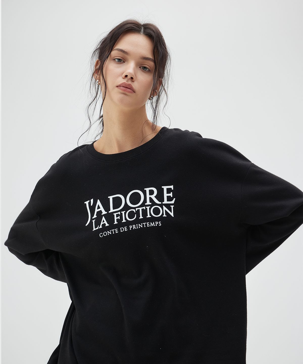 라티젠(LARTIGENT) LS FICTION T-SHIRT(BLACK)