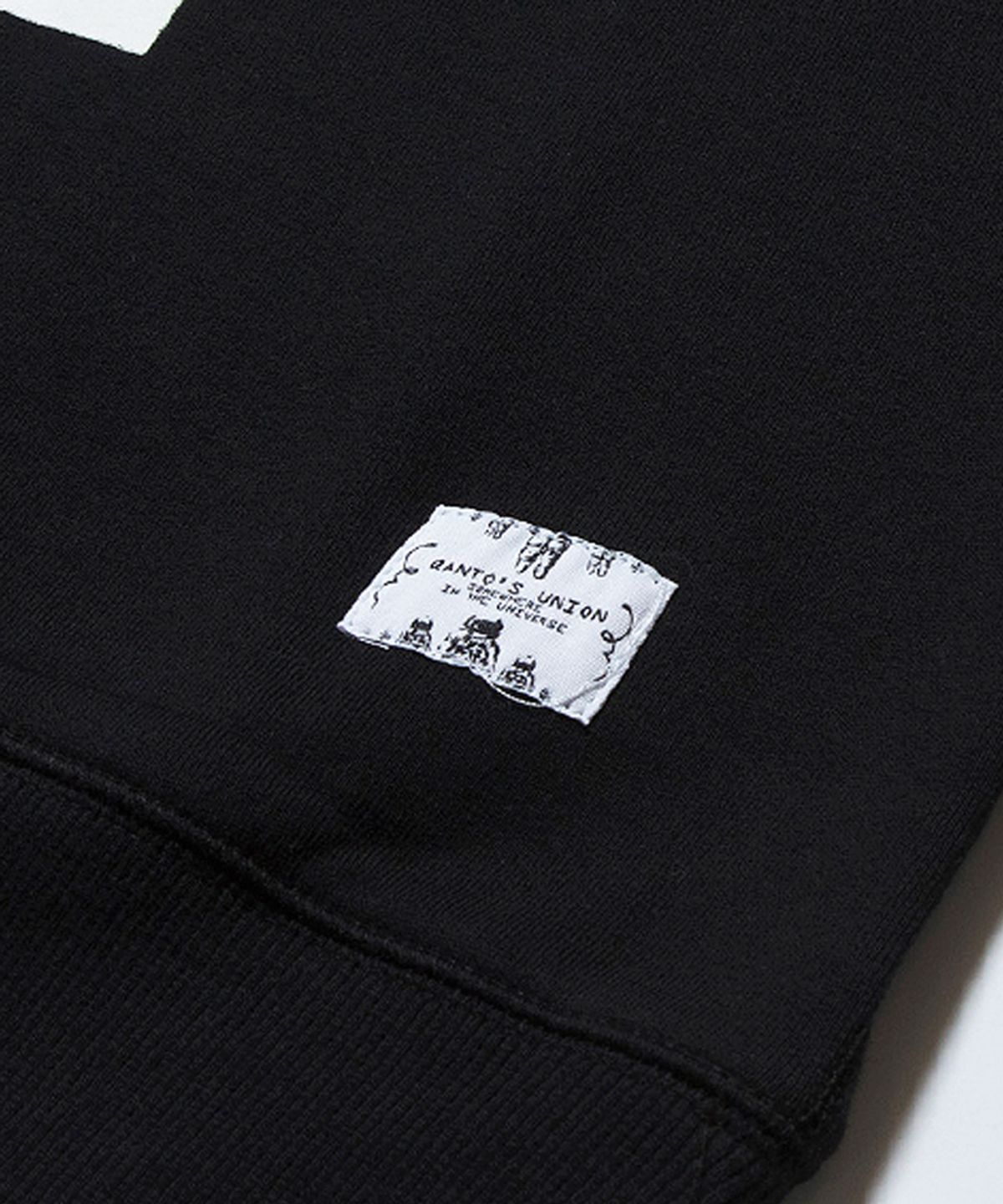 콴토데로코스(QANTO DE LOCOS) QANTO STREET_CREWNECK_BLACK