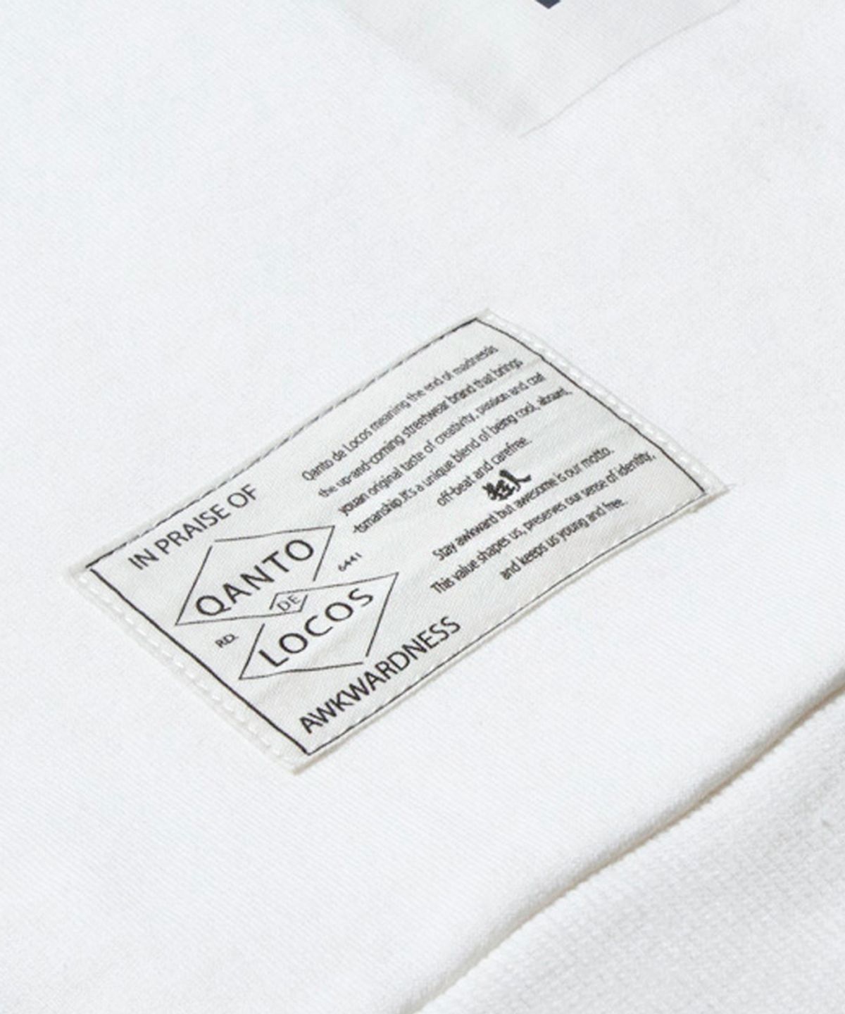 콴토데로코스(QANTO DE LOCOS) QANTO STREET_CREWNECK_IVORY