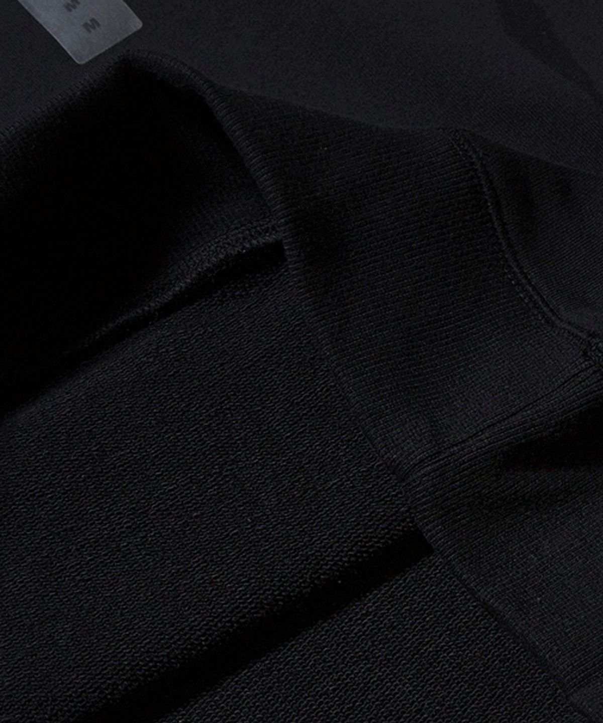 콴토데로코스(QANTO DE LOCOS) EMB SPACEMAN_CREWNECK_BLACK