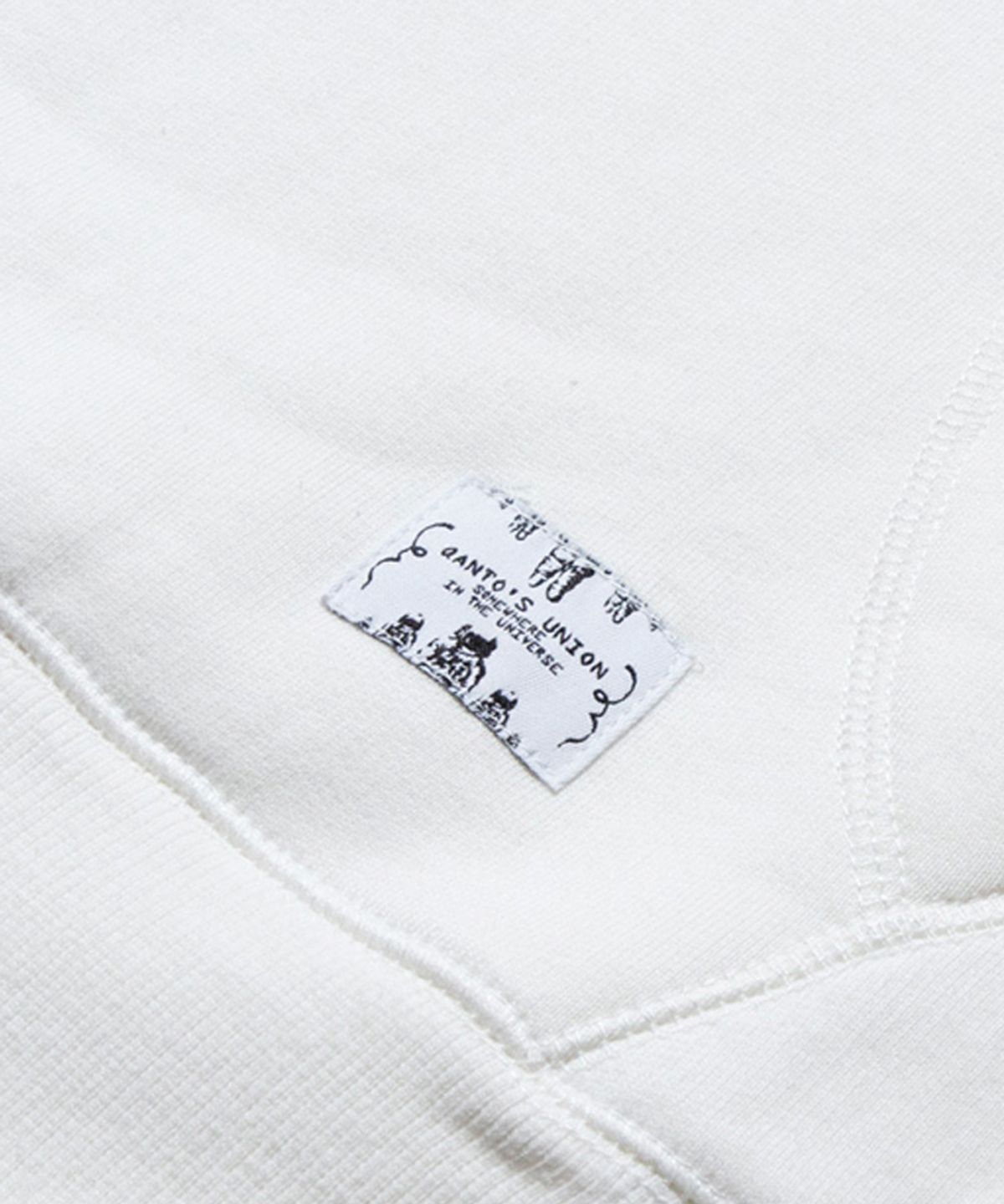 콴토데로코스(QANTO DE LOCOS) EMB SPACEMAN_CREWNECK_IVORY