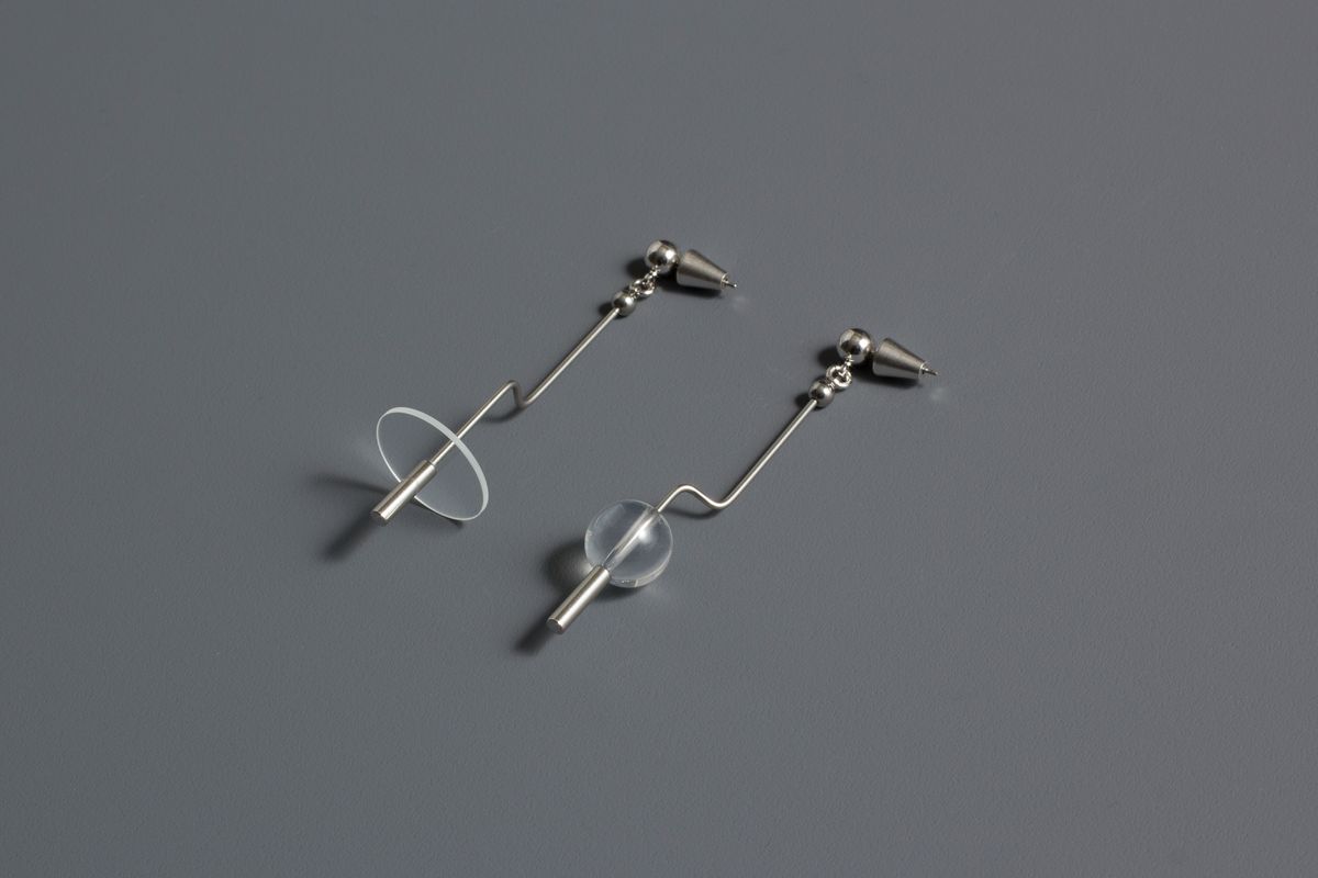 모드곤(MODGONE) 모드곤 Dangling ice ball earring
