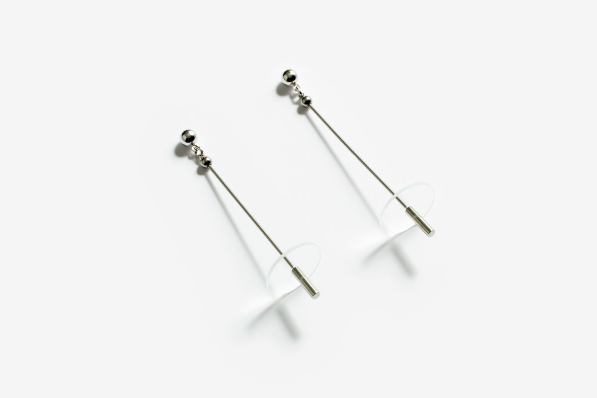 모드곤(MODGONE) 모드곤 Dangling ice circle earring