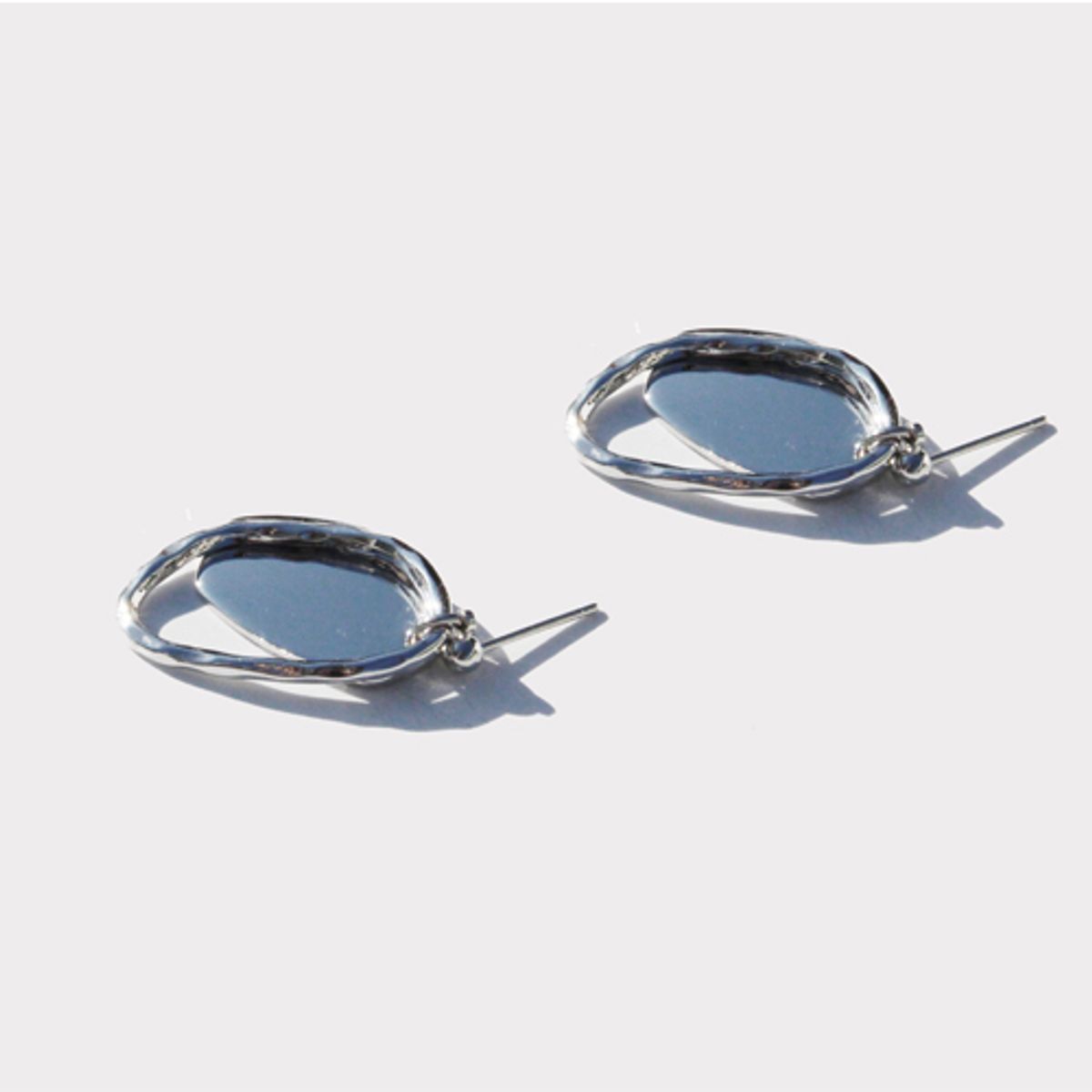 러쉬오프(RUSH OFF) [RUSHOFF]Dual Silver Shape Earring/듀얼실버쉐입 이어링