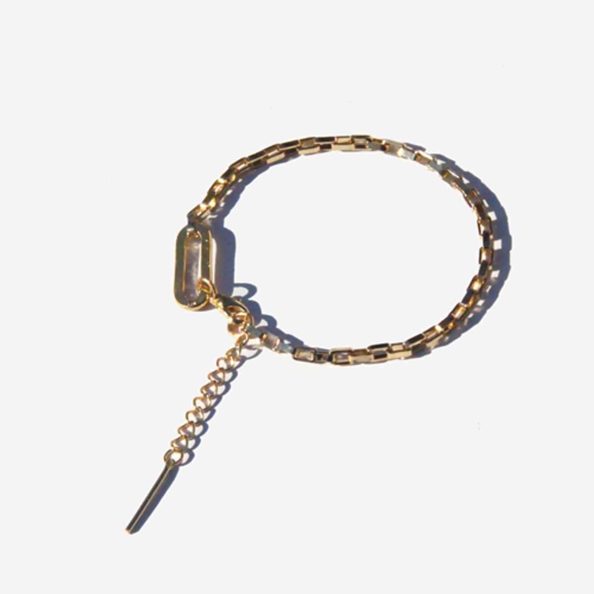 러쉬오프(RUSH OFF) [RUSHOFF] Gold Clip Bracelet/ 골드클립 팔찌