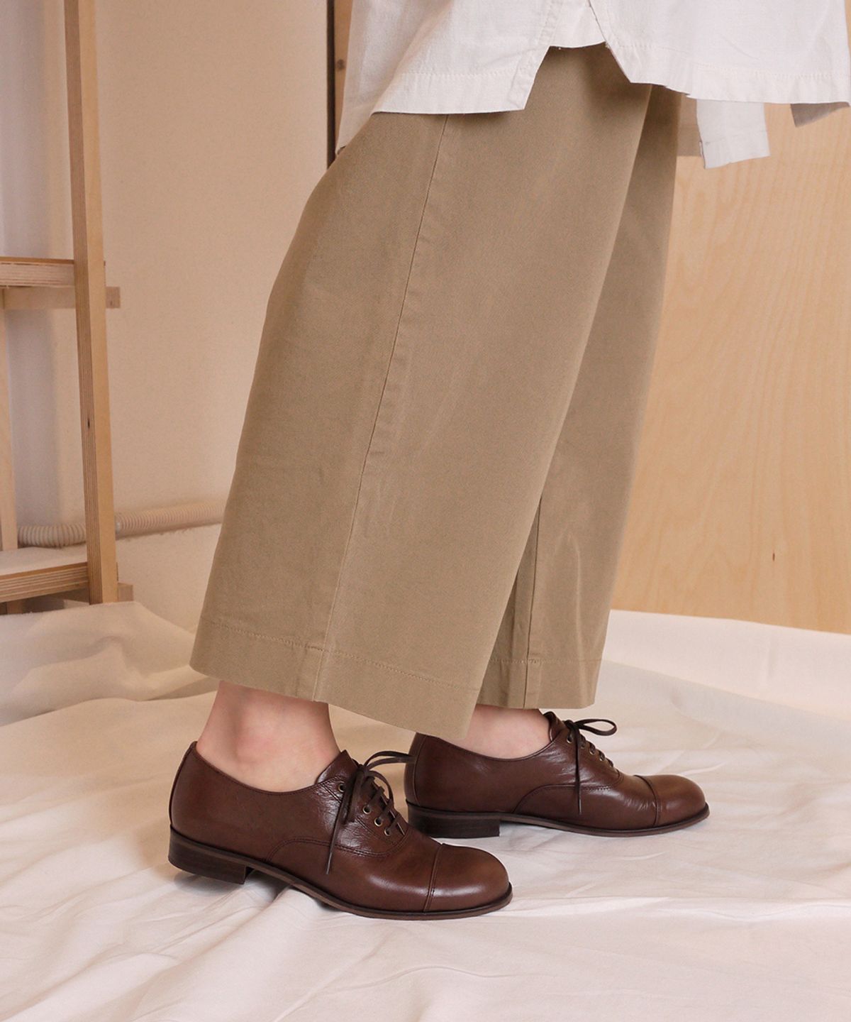 흰(HEENN) heenn . hs1802 옥스포드_Brown