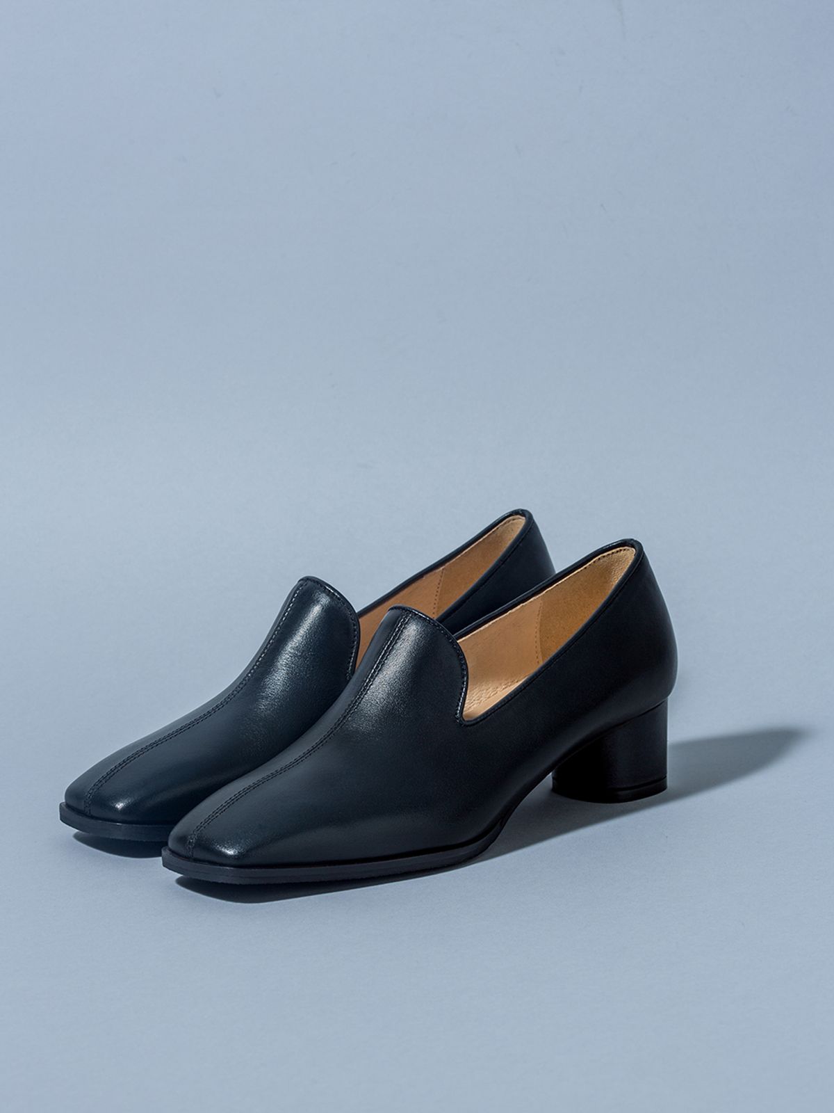흰(HEENN) heenn . hs1805 스퀘어펌프스 Black