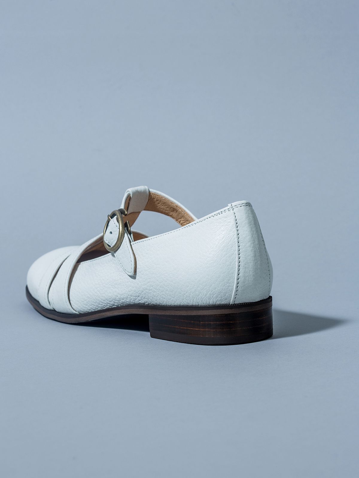 흰(HEENN) HS1806 Maryjane Shoes . White