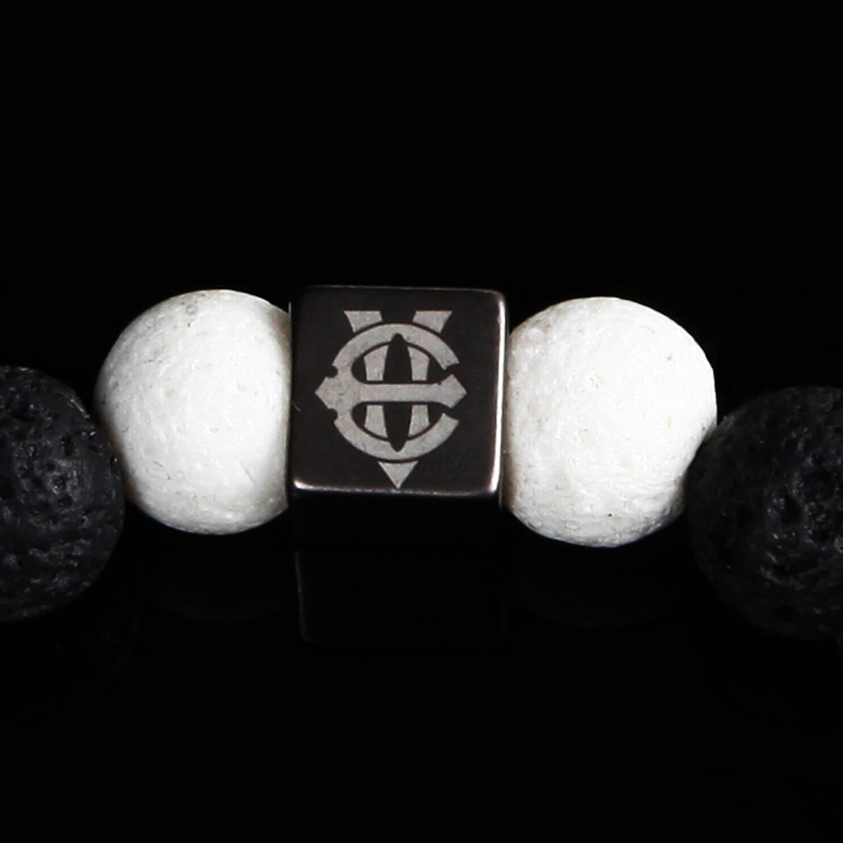 에잇볼륨(EIGHTVOLUME) EV 2 Bead Bracelet(B&W)
