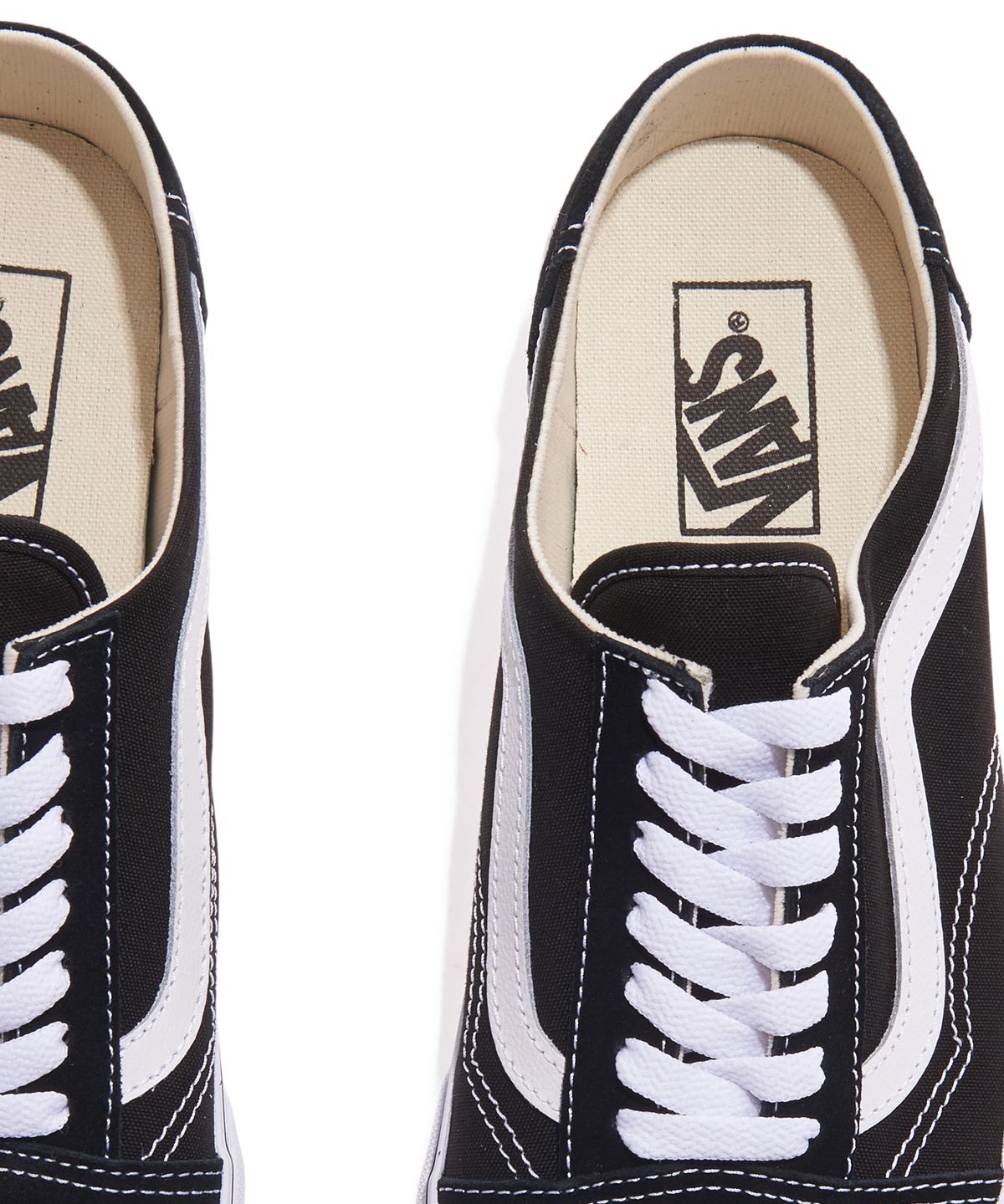 반스(VANS) 올드스쿨 뮬 - 블랙:화이트 / VN0A3MUS6BT1