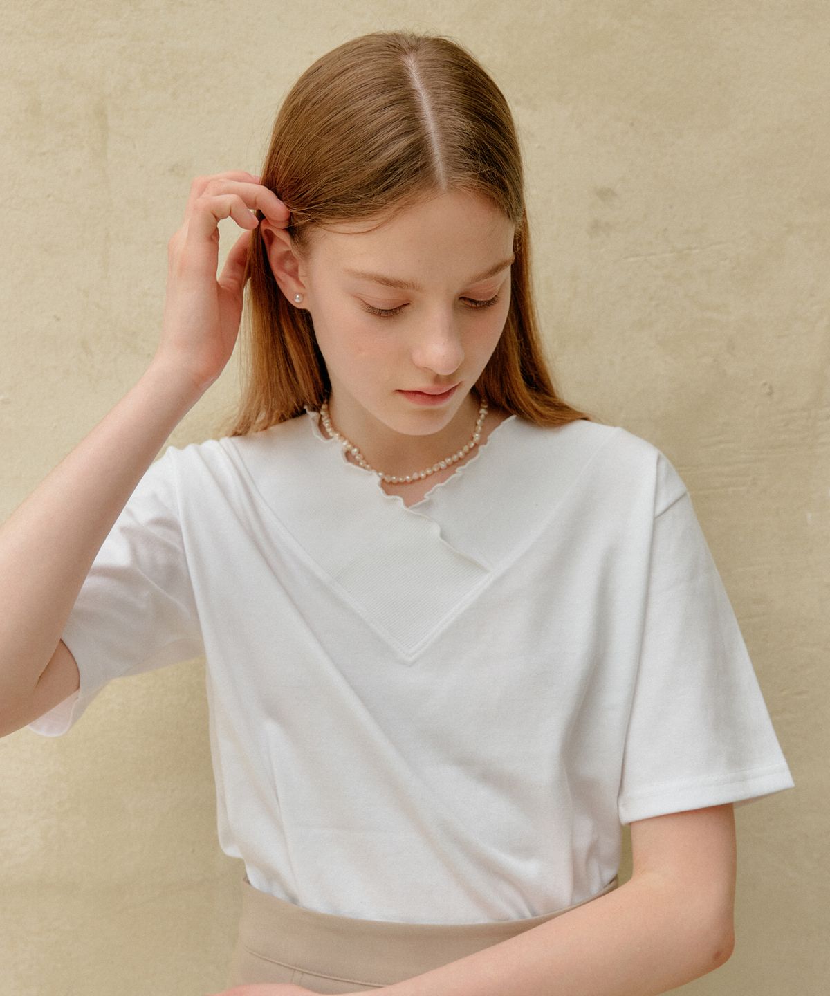 엽페(YUPPE) v shirring T-shirts_white