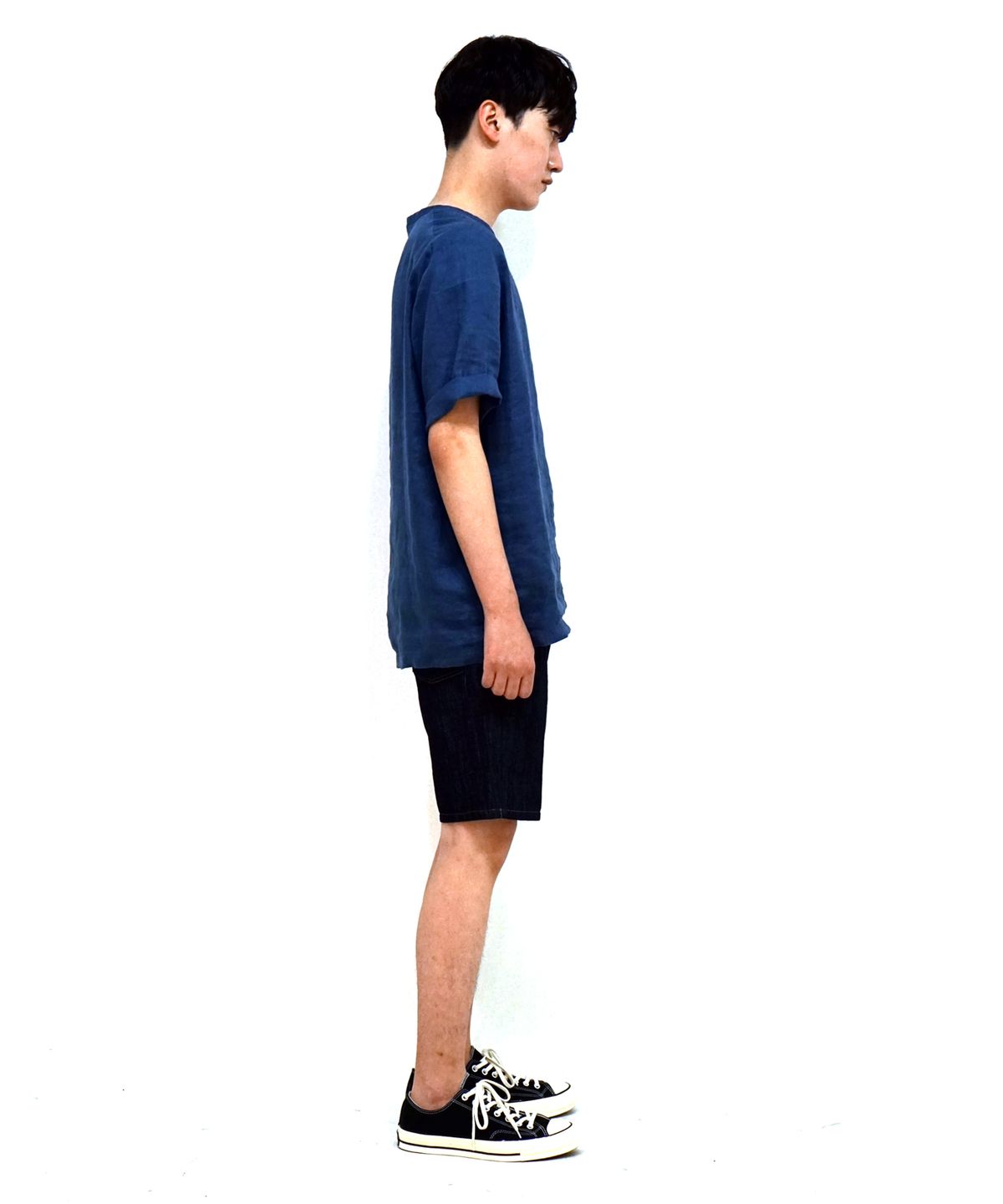 언터치드(UNTOUCHED) 린넨 데님 하프 - 딥인디고