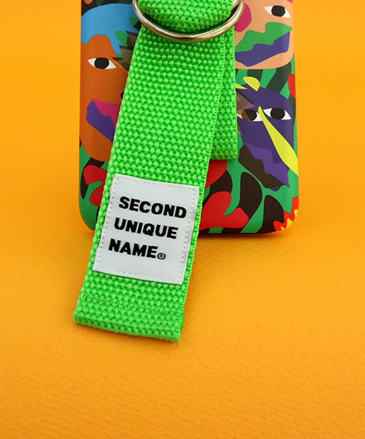세컨드유니크네임(SECOND UNIQUE NAME) SUN CASE GRAPHIC HUMAN GREEN YELLOW GREEN (BELT)