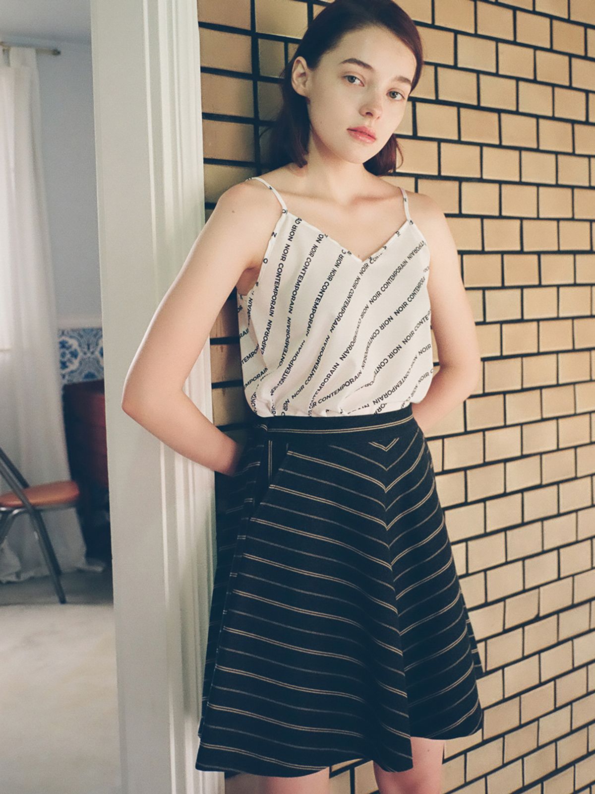 느와(NOIR) V Skirt (BK)
