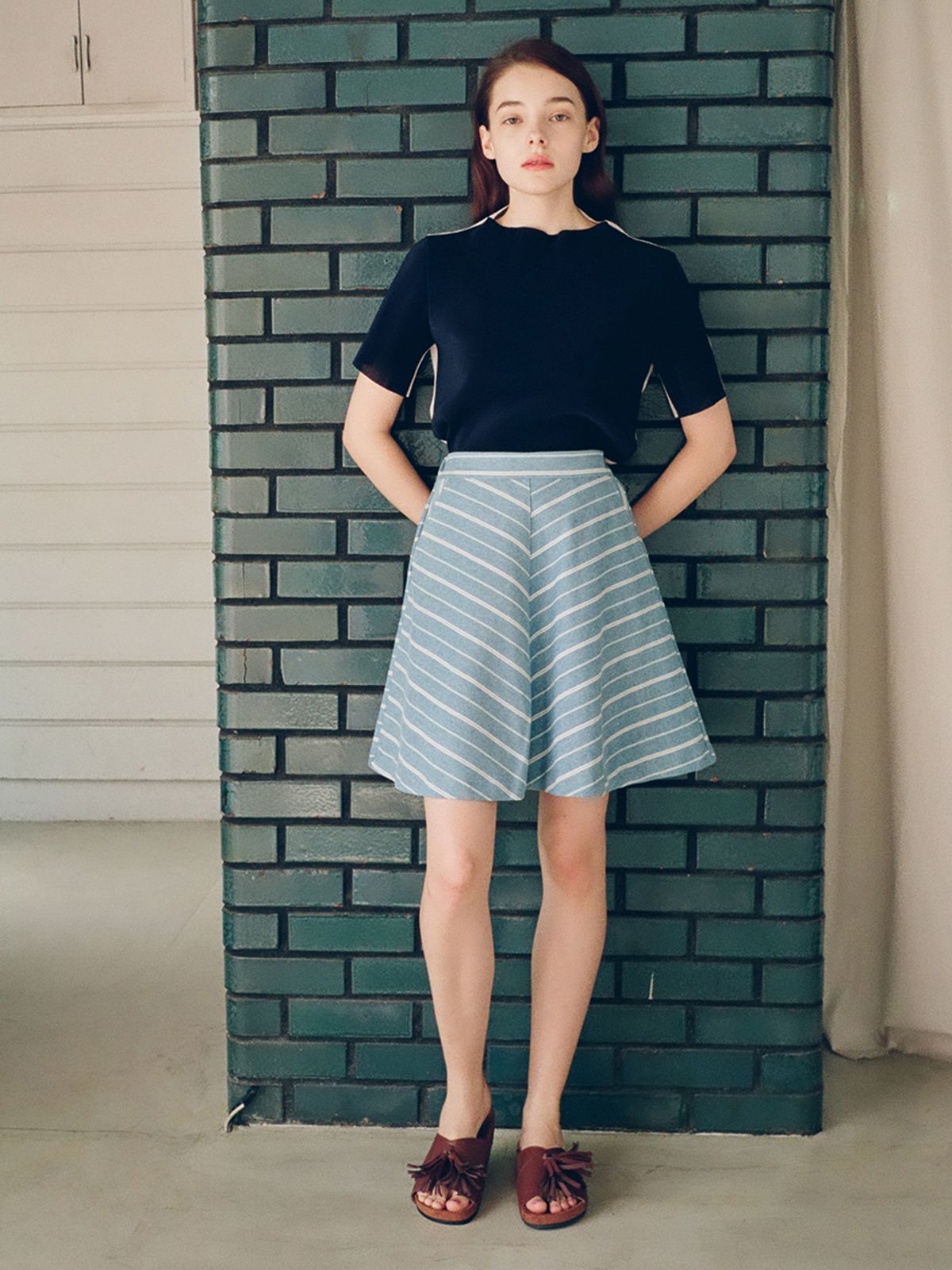 느와(NOIR) V Skirt (LB)
